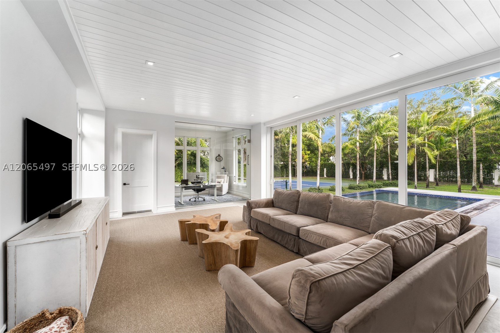 11275 SW 64th Ave, Pinecrest FL 33156
