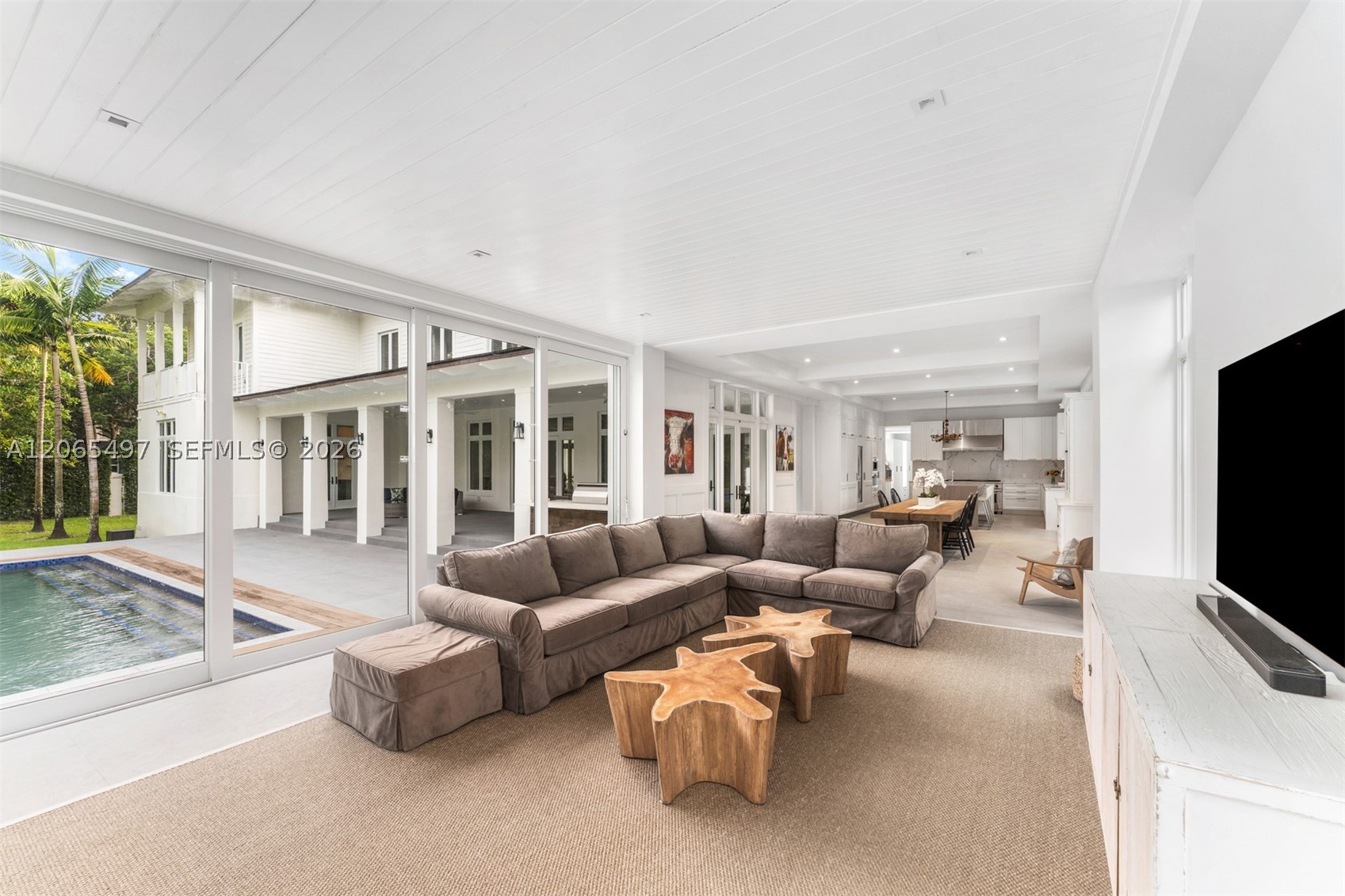 11275 SW 64th Ave, Pinecrest FL 33156
