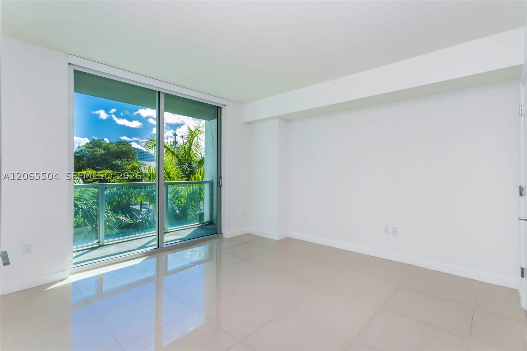 500 Brickell Ave #401, Miami FL 33131