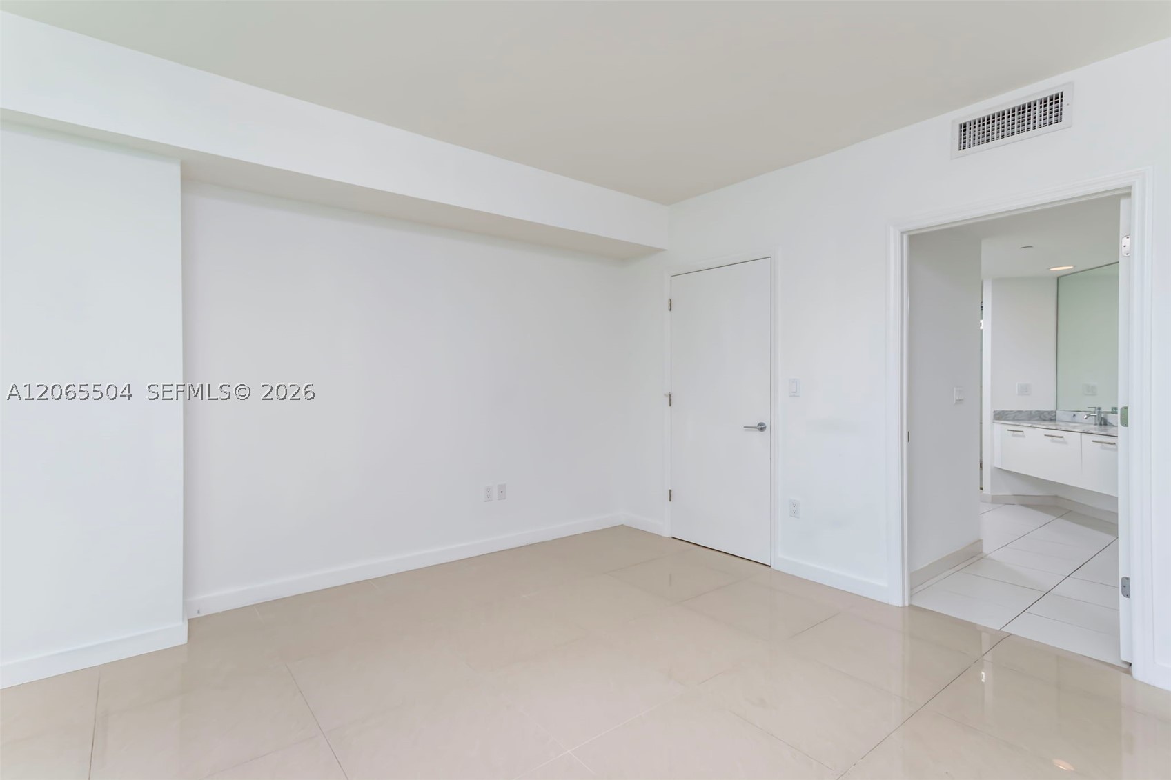 500 Brickell Ave #401, Miami FL 33131