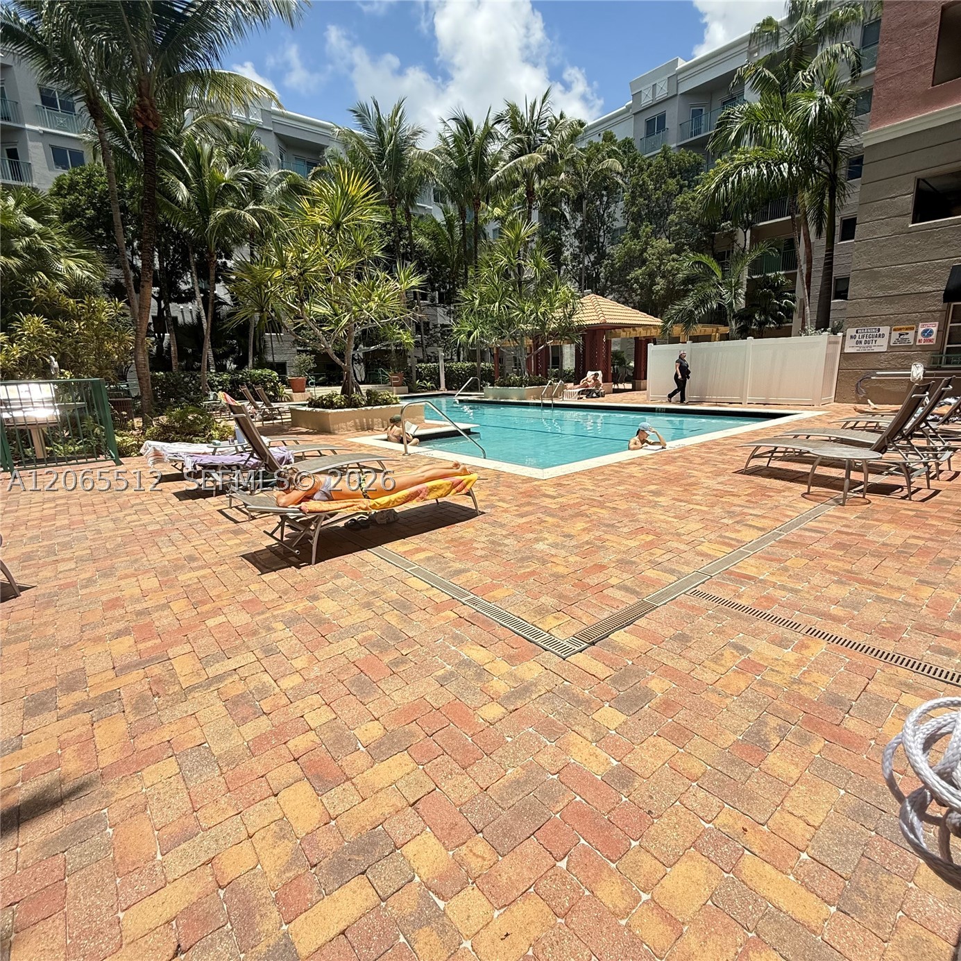 6001 SW 70th St #146, South Miami FL 33143