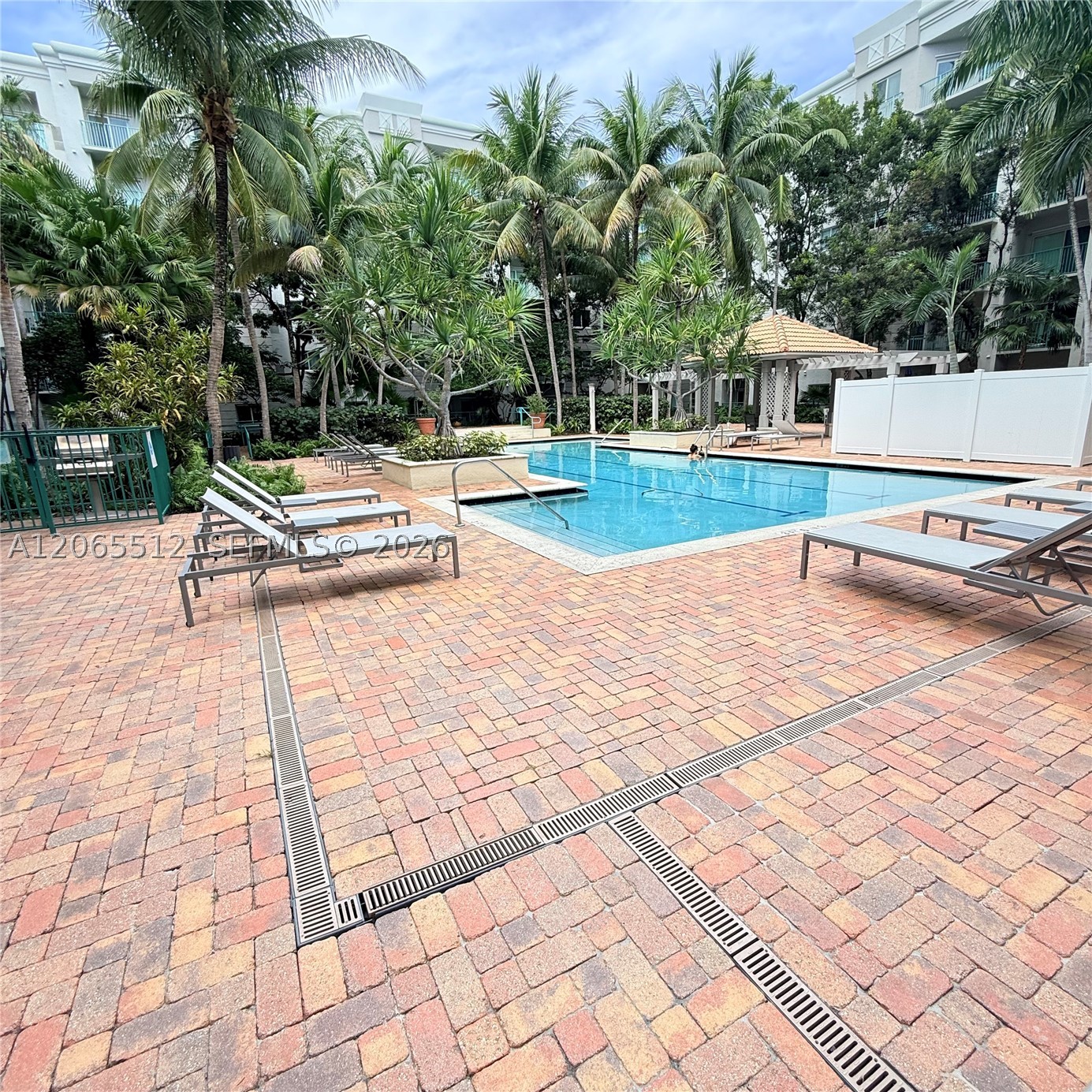 6001 SW 70th St #146, South Miami FL 33143