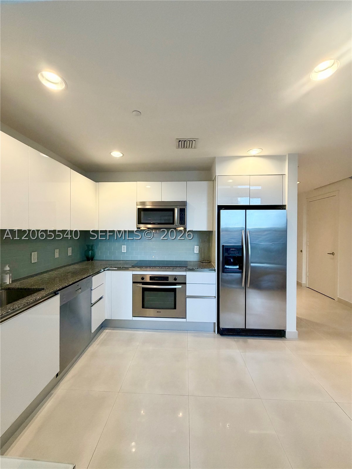 1050 Brickell Ave #206, Miami FL 33131