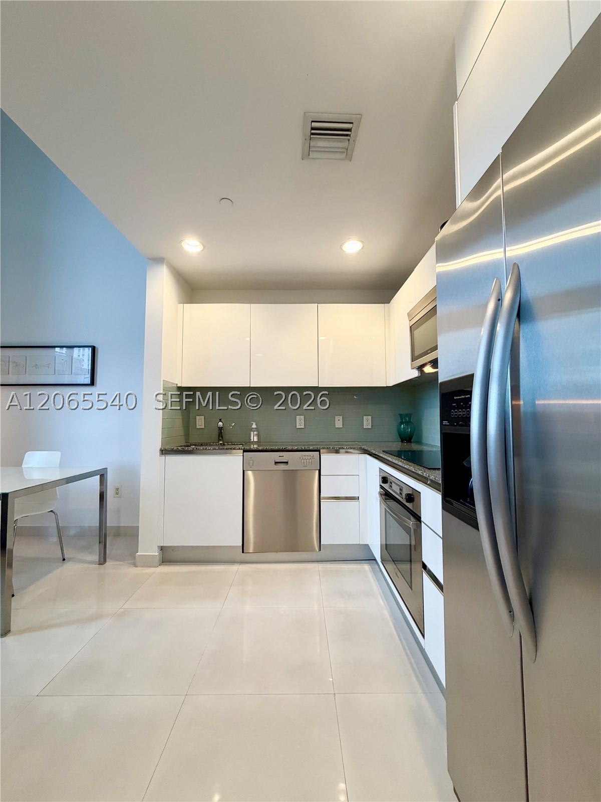 1050 Brickell Ave #206, Miami FL 33131