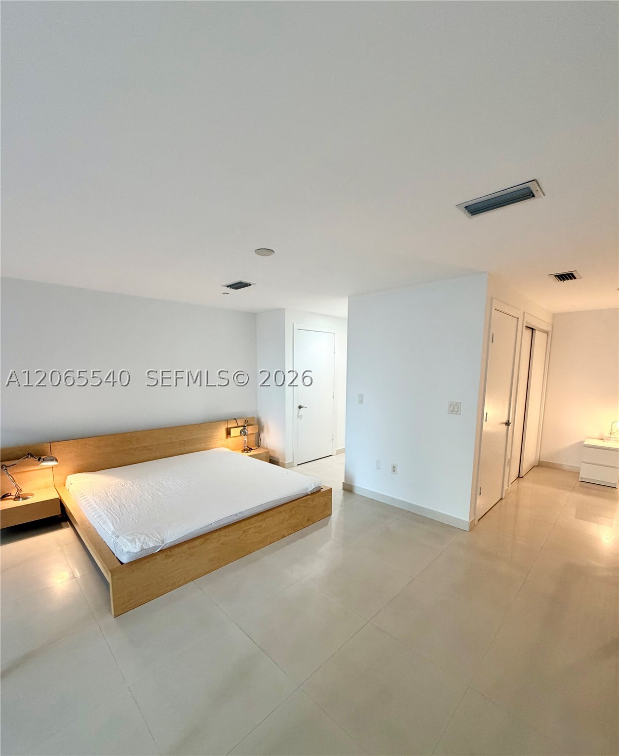 1050 Brickell Ave #206, Miami FL 33131