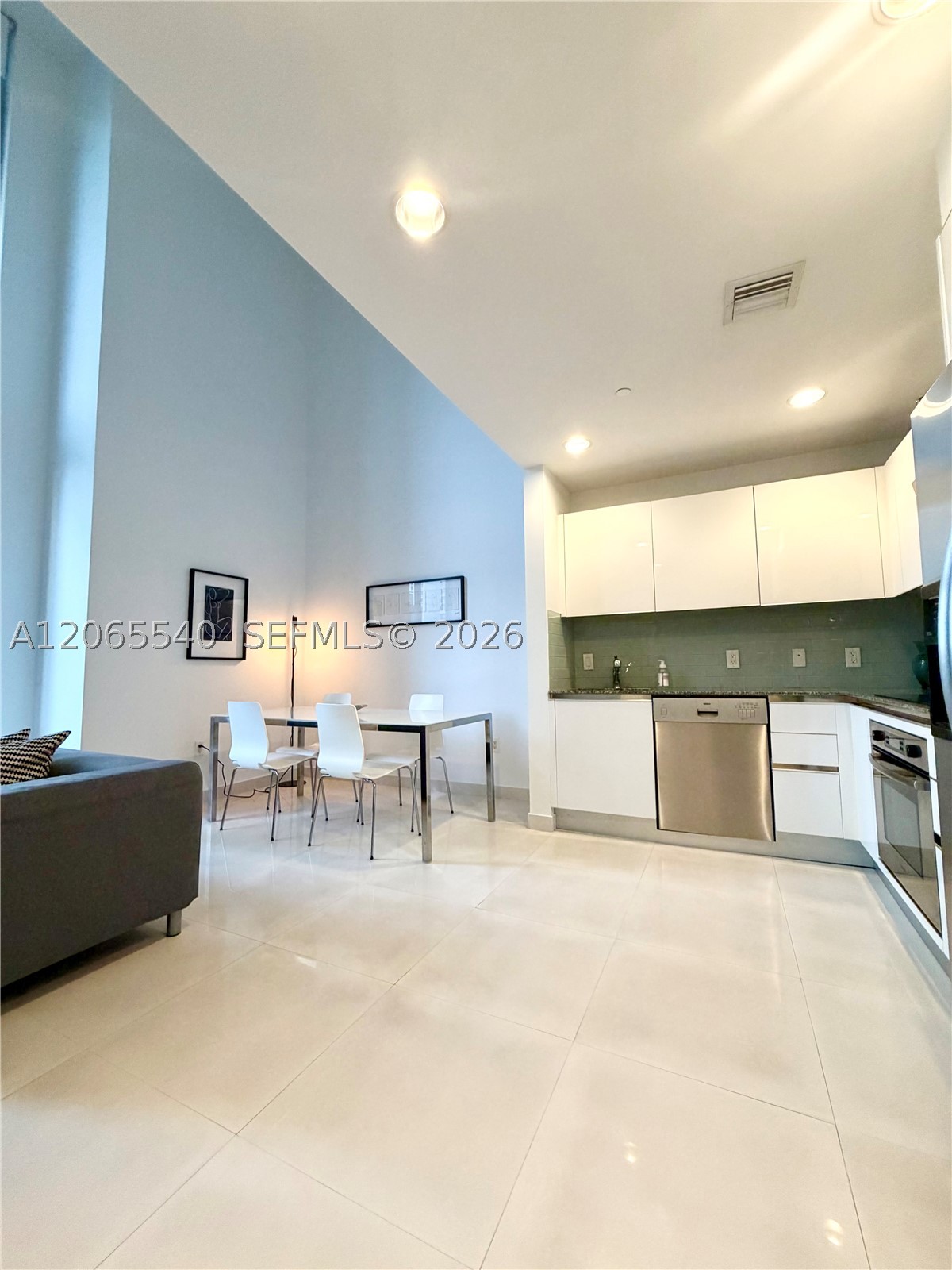 1050 Brickell Ave #206, Miami FL 33131