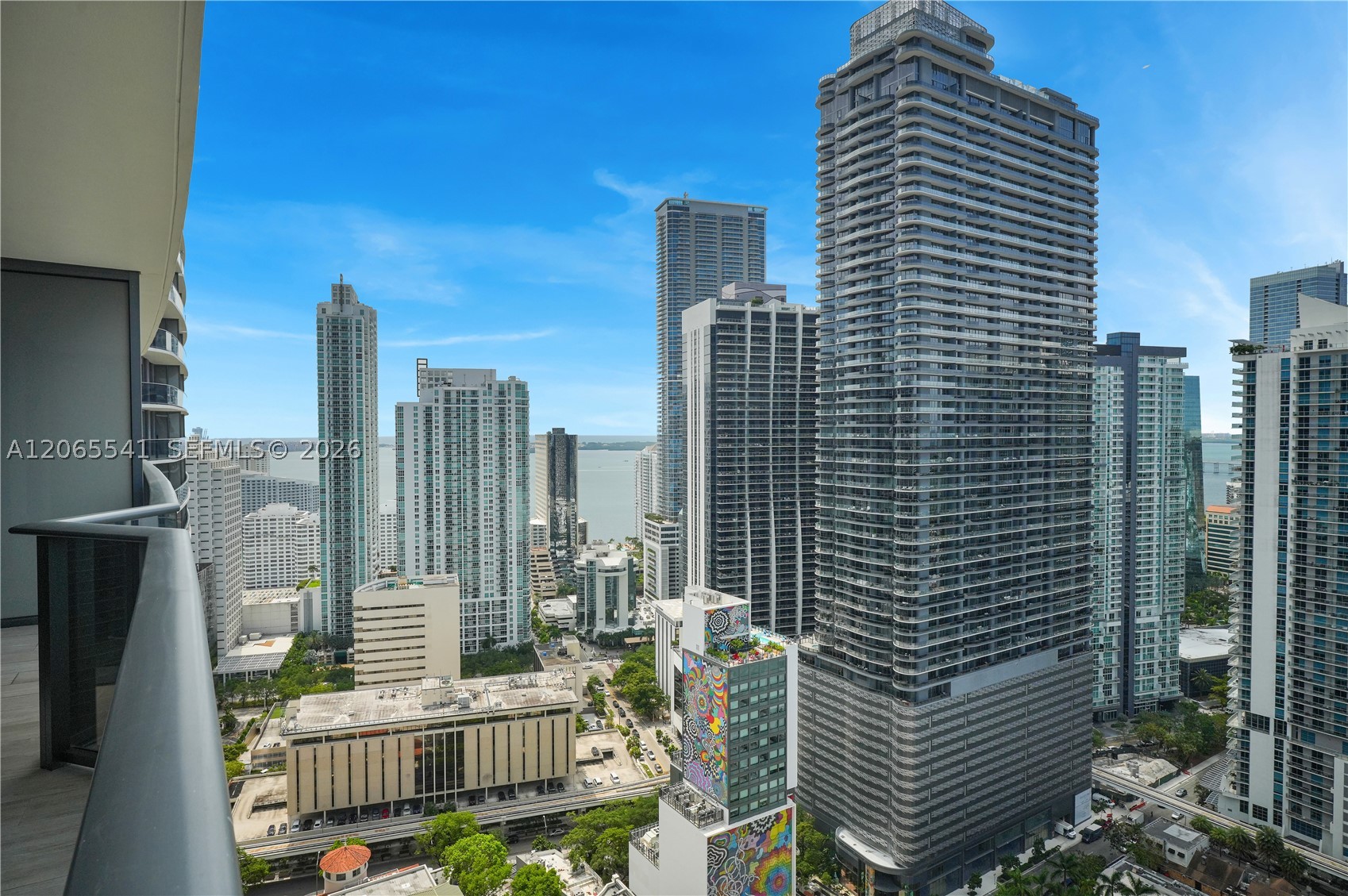 55 SW 9th St #3504, Miami FL 33130