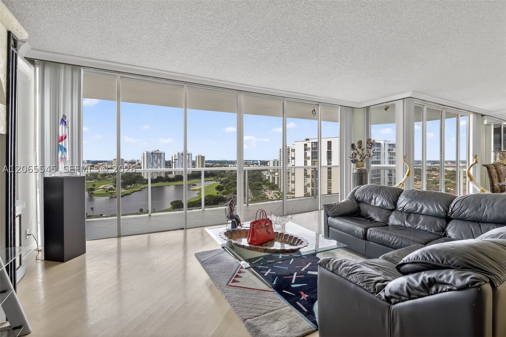 20281 E Country Club Dr #1801, Aventura FL 33180