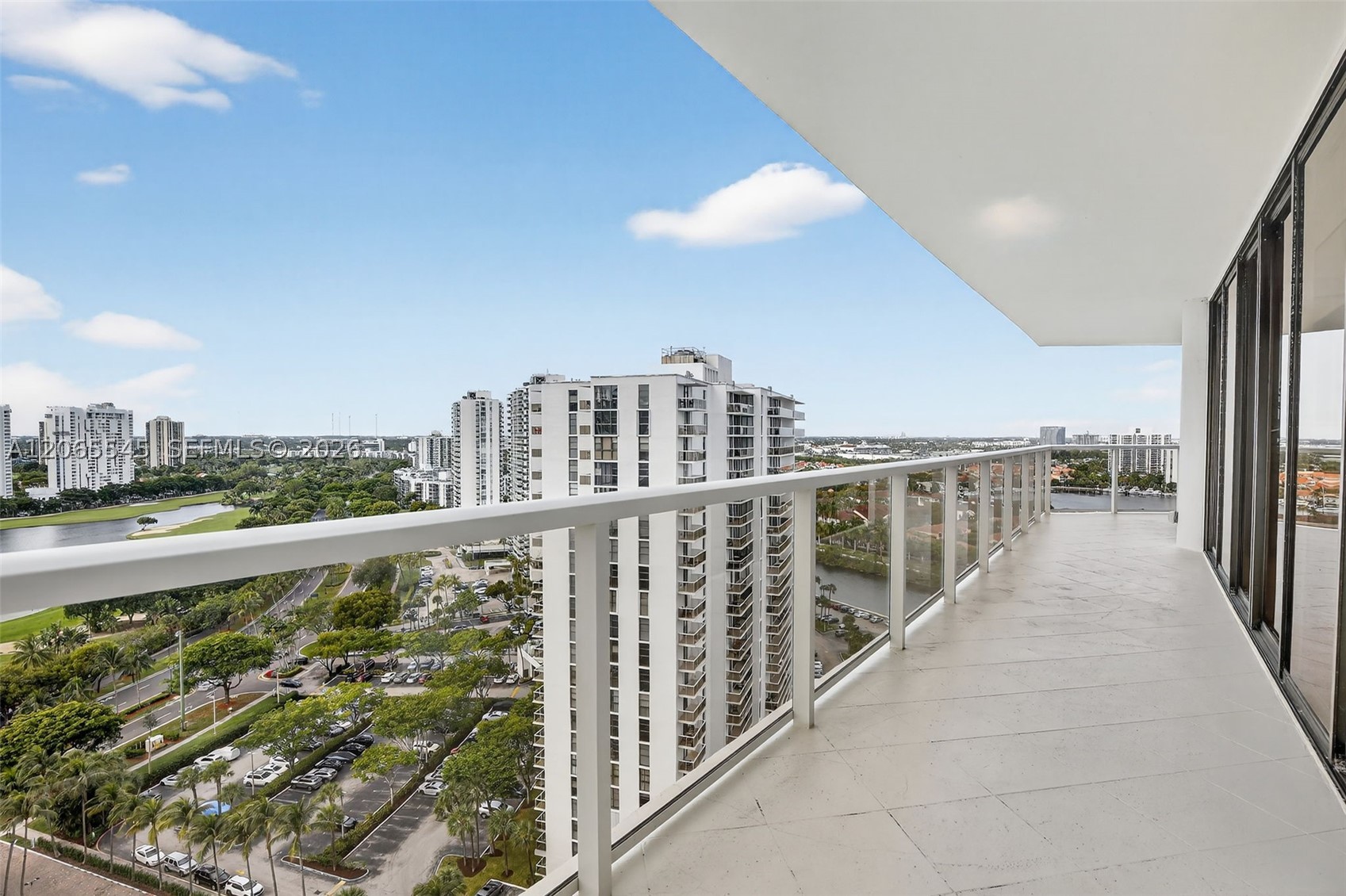 20281 E Country Club Dr #1801, Aventura FL 33180