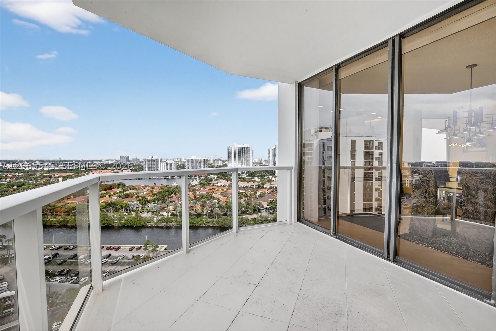 20281 E Country Club Dr #1801, Aventura FL 33180
