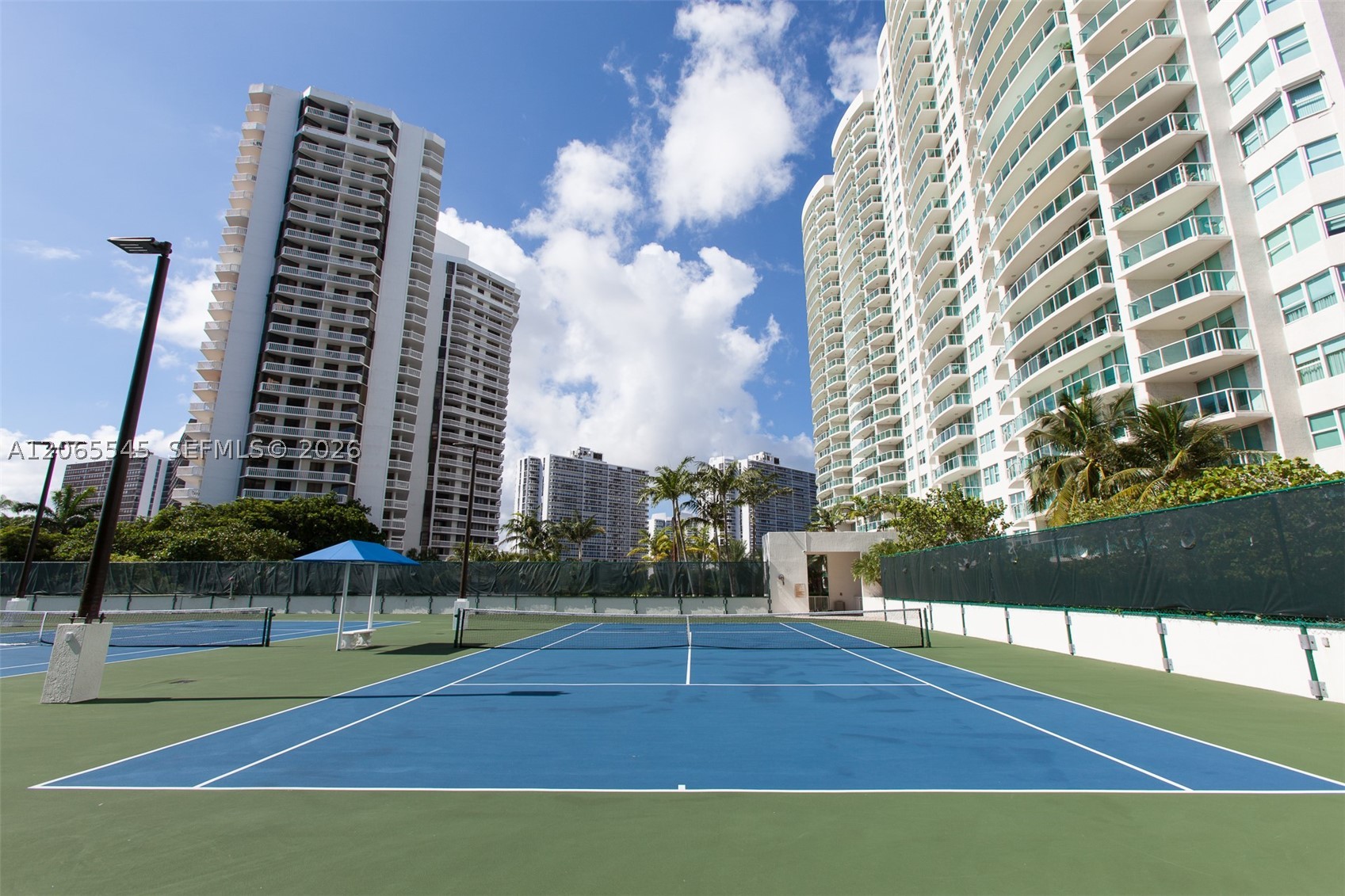 20281 E Country Club Dr #1801, Aventura FL 33180