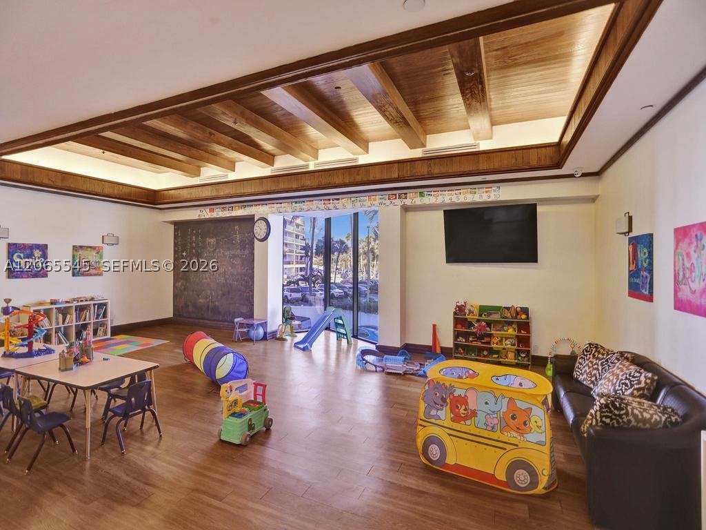 20281 E Country Club Dr #1801, Aventura FL 33180