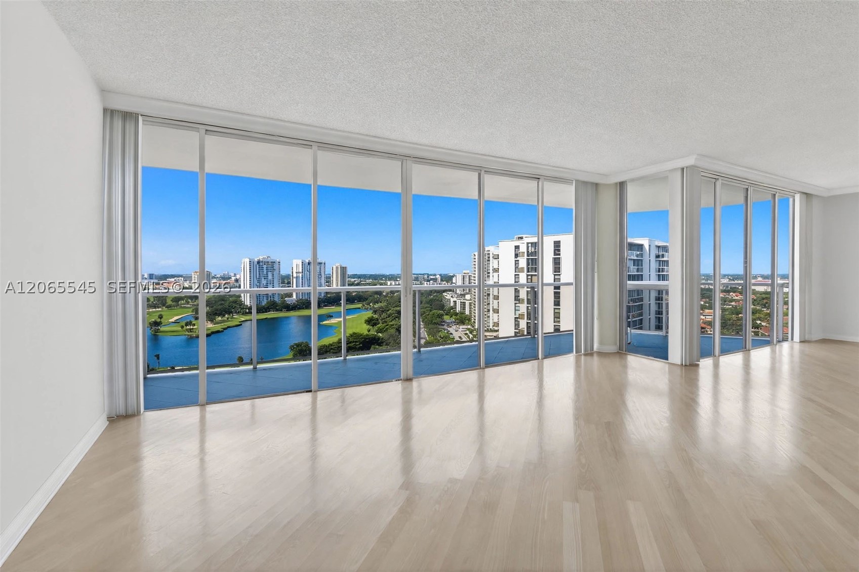 20281 E Country Club Dr #1801, Aventura FL 33180