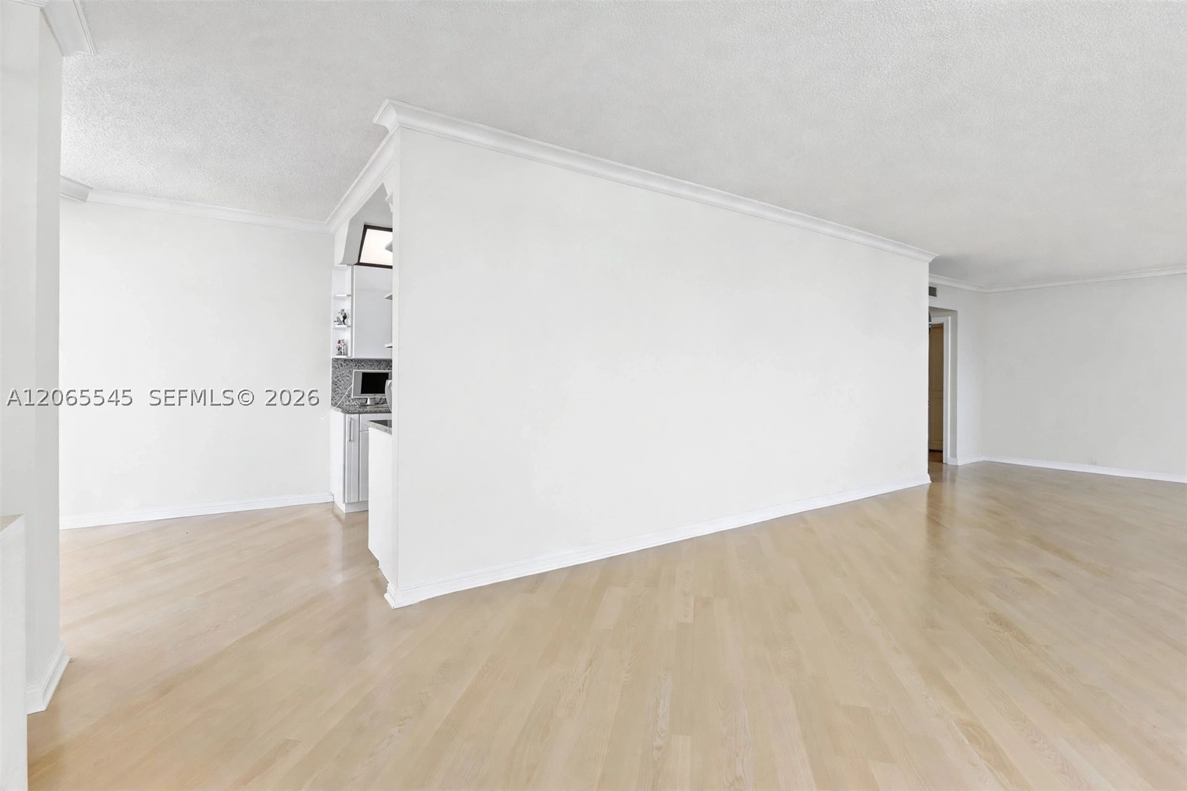 20281 E Country Club Dr #1801, Aventura FL 33180