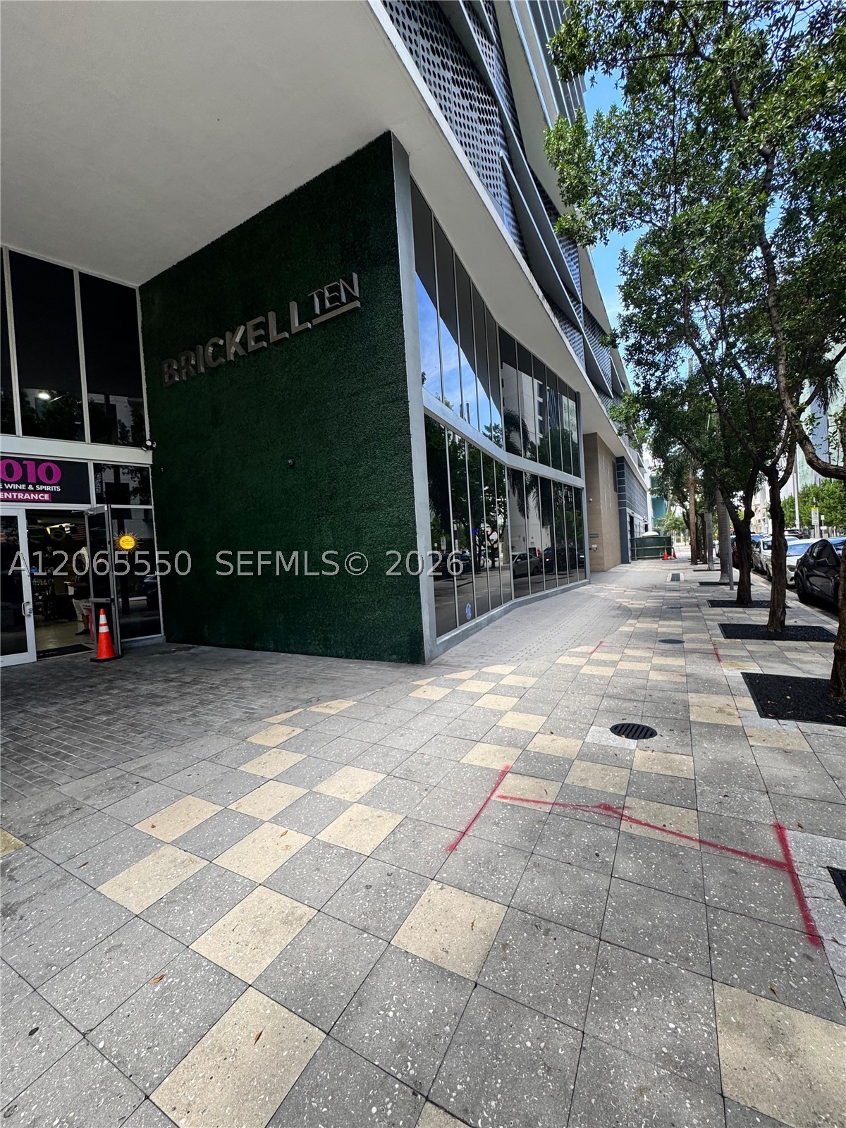 1010 SW 2nd Ave #607, Miami FL 33130
