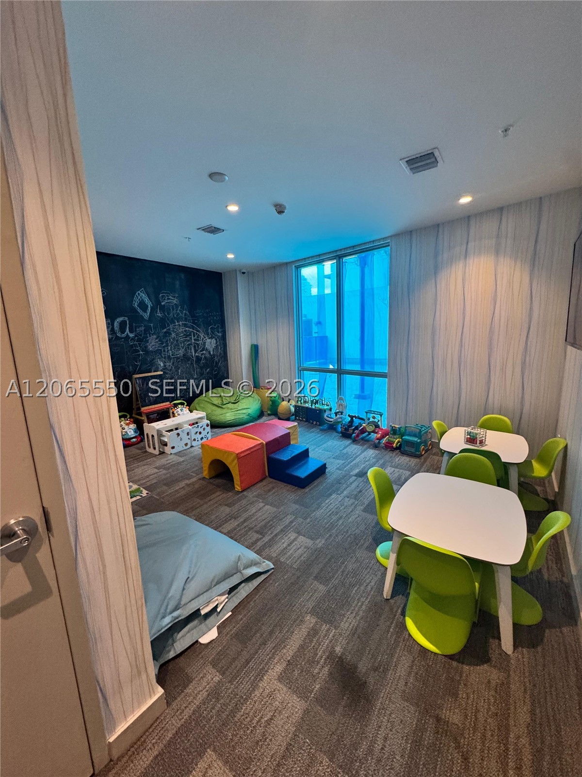 1010 SW 2nd Ave #607, Miami FL 33130