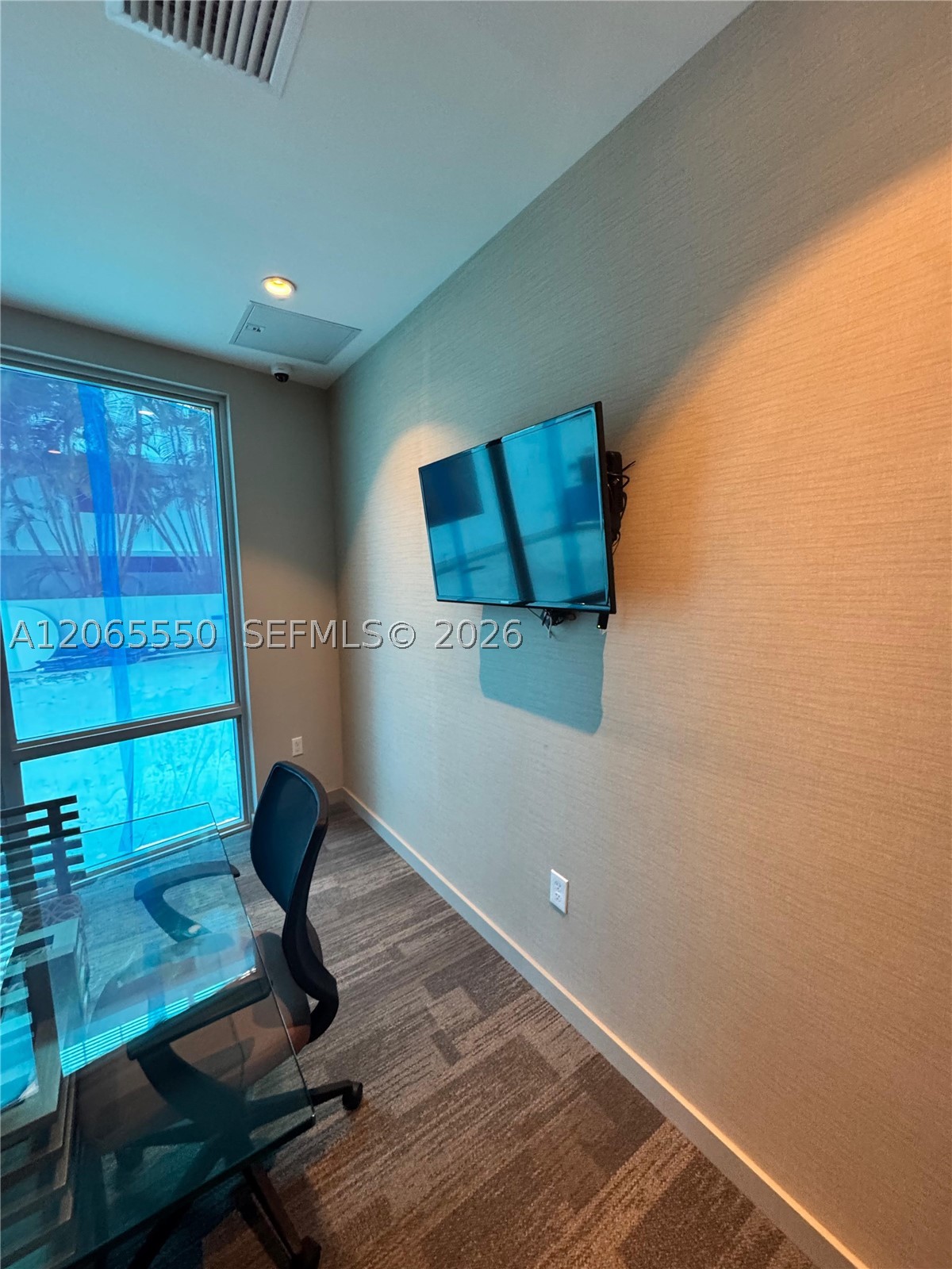 1010 SW 2nd Ave #607, Miami FL 33130