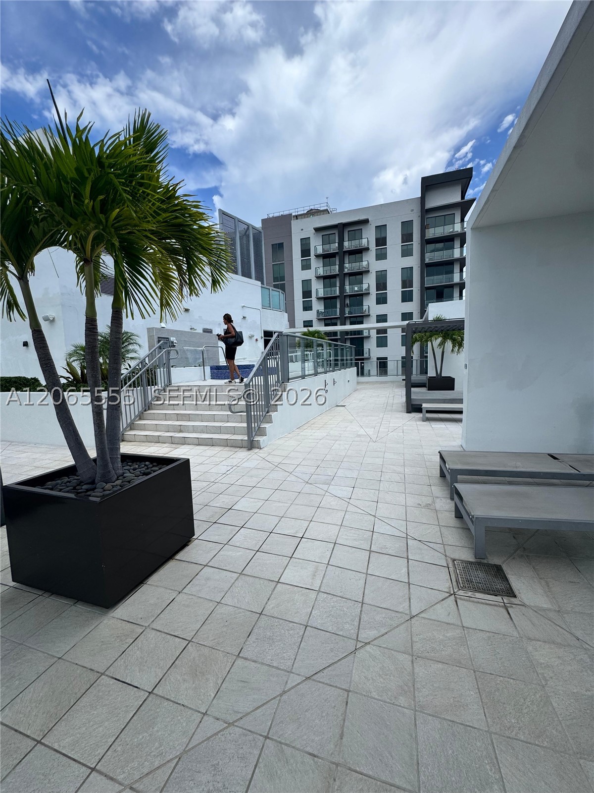 1010 SW 2nd Ave #607, Miami FL 33130