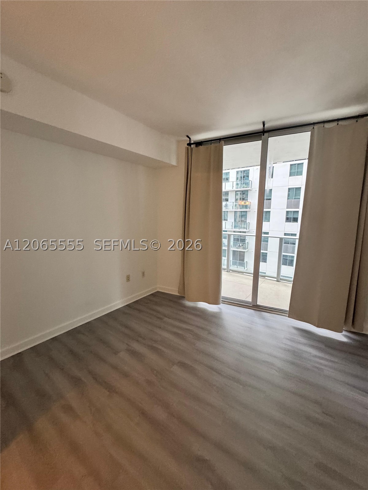 1010 SW 2nd Ave #607, Miami FL 33130