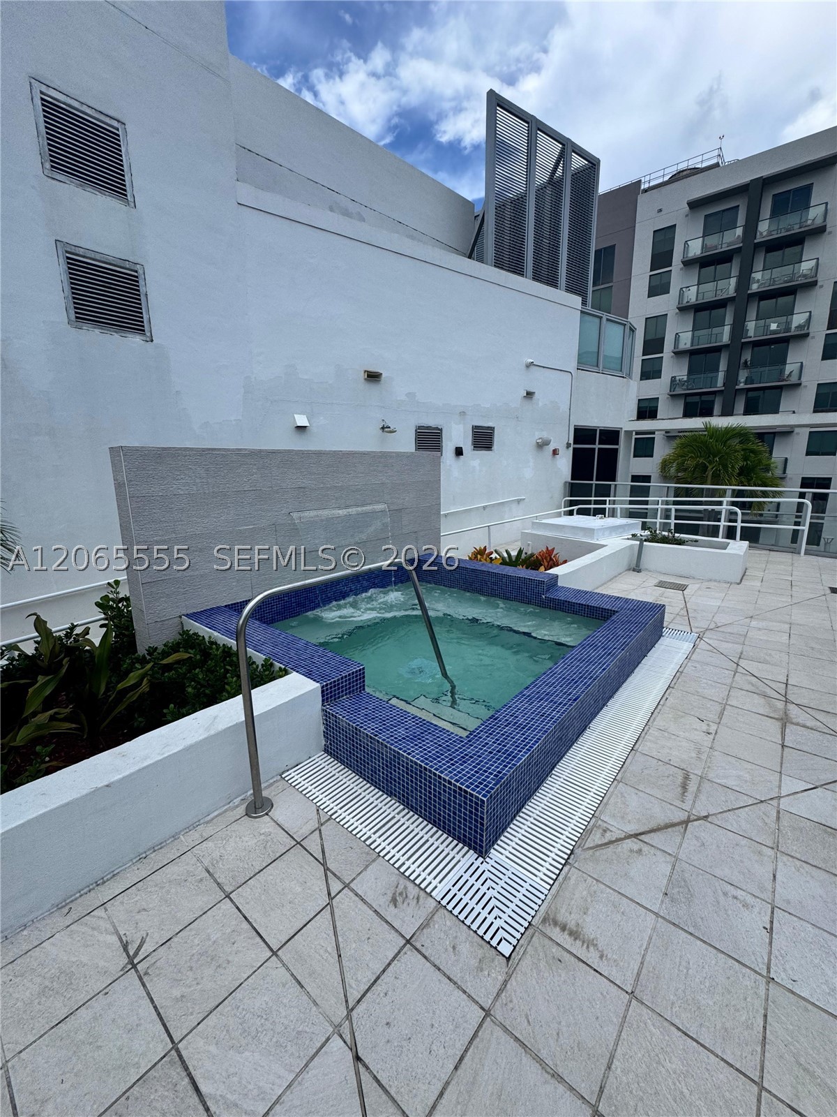 1010 SW 2nd Ave #607, Miami FL 33130