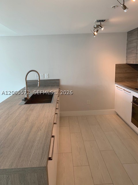 400 Sunny Isles Blvd #1606, Sunny Isles Beach FL 33160