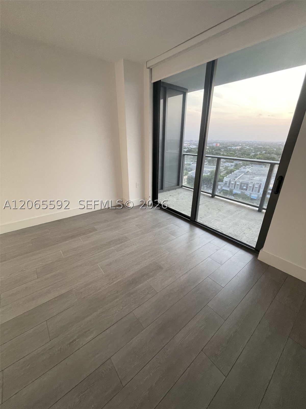 121 NE 34th St #1810, Miami FL 33137