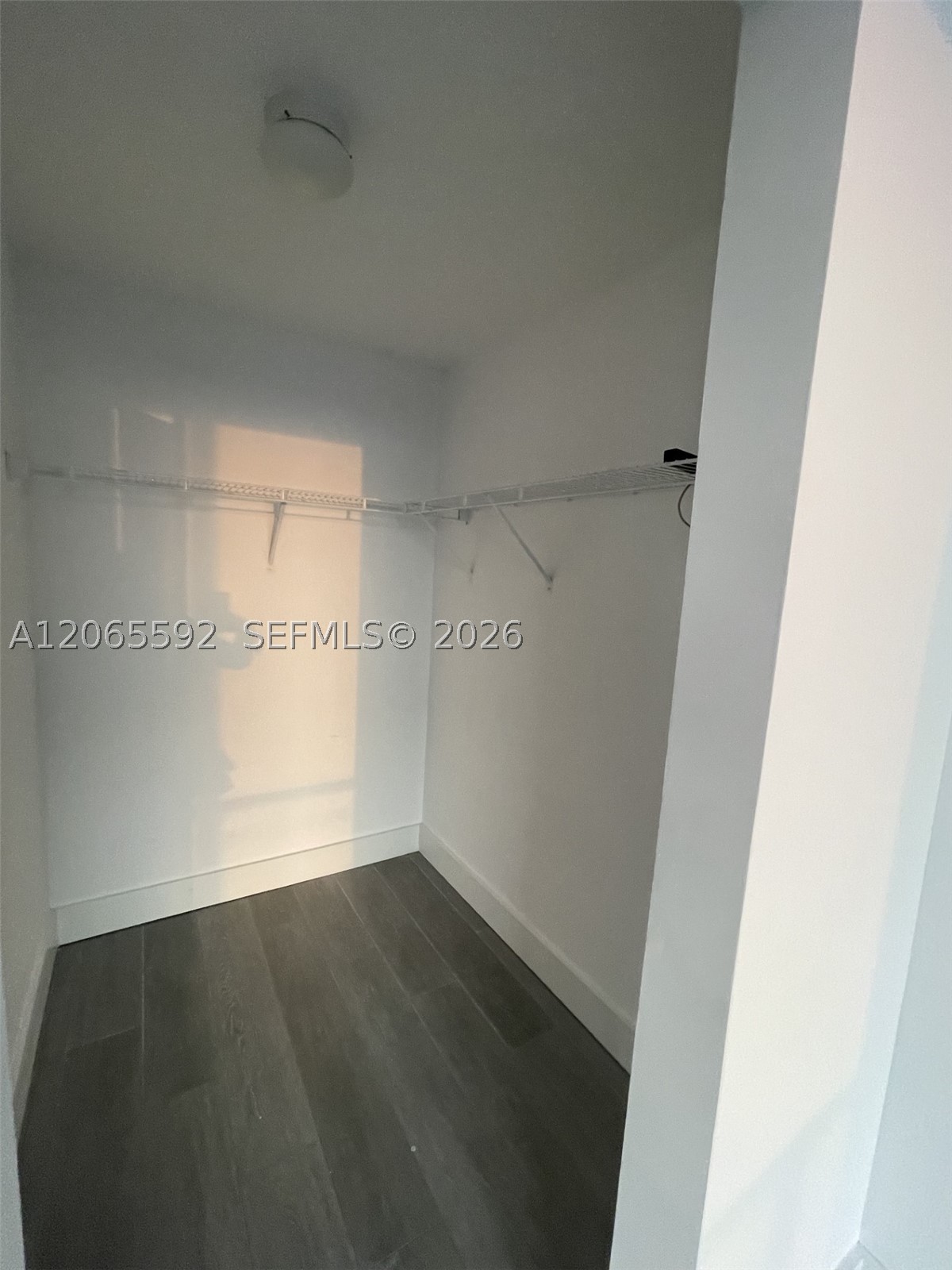 121 NE 34th St #1810, Miami FL 33137