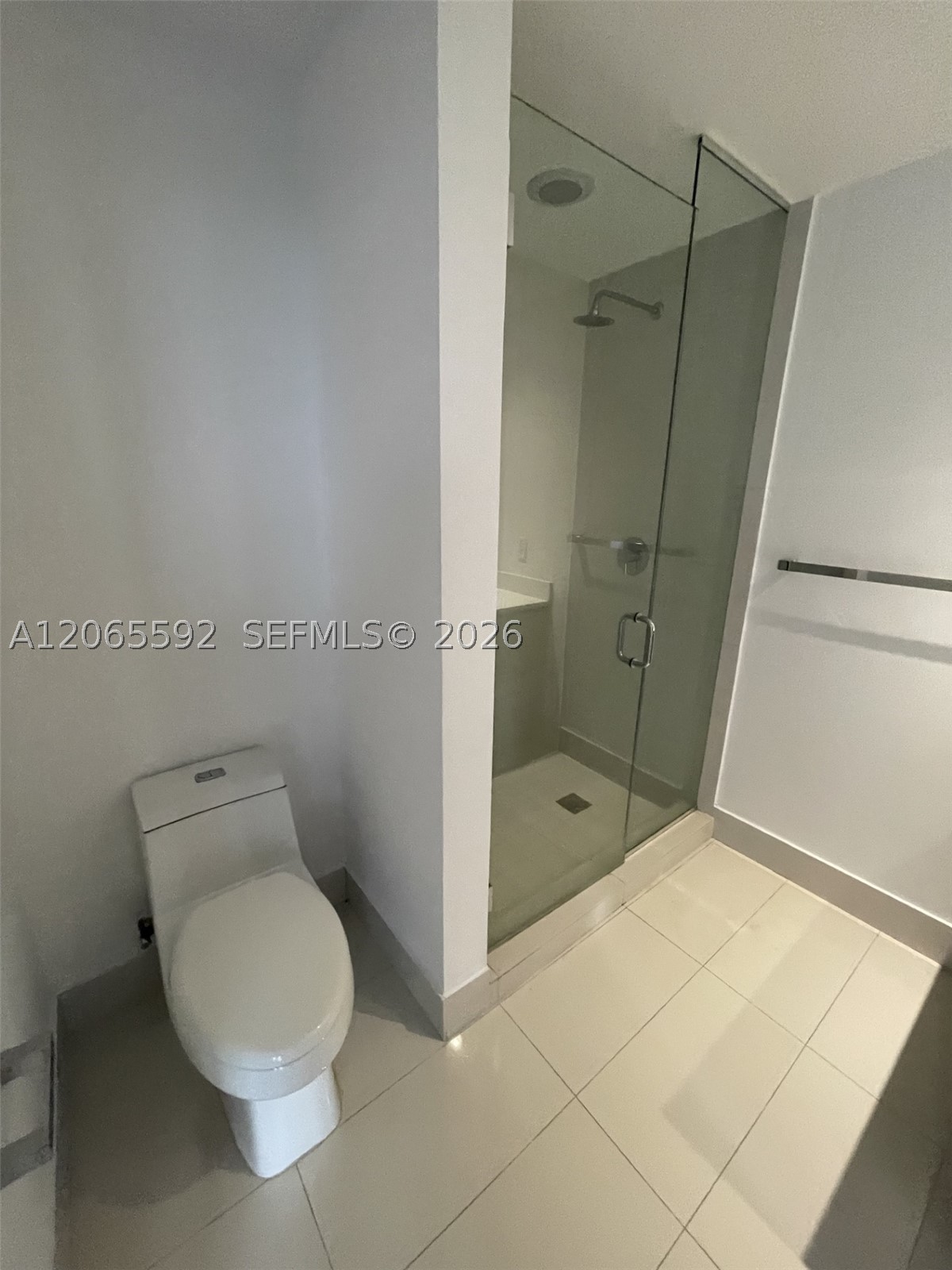 121 NE 34th St #1810, Miami FL 33137