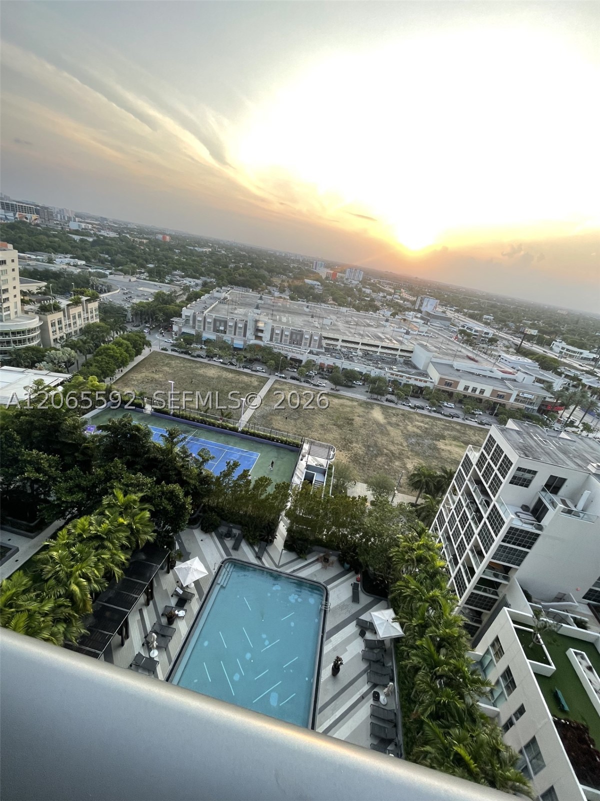 121 NE 34th St #1810, Miami FL 33137