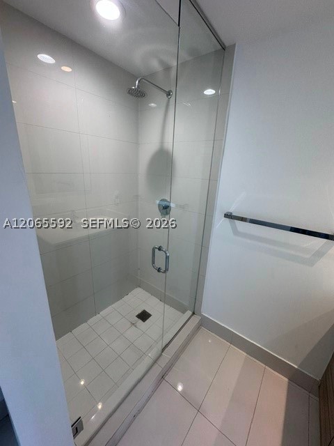121 NE 34th St #1810, Miami FL 33137