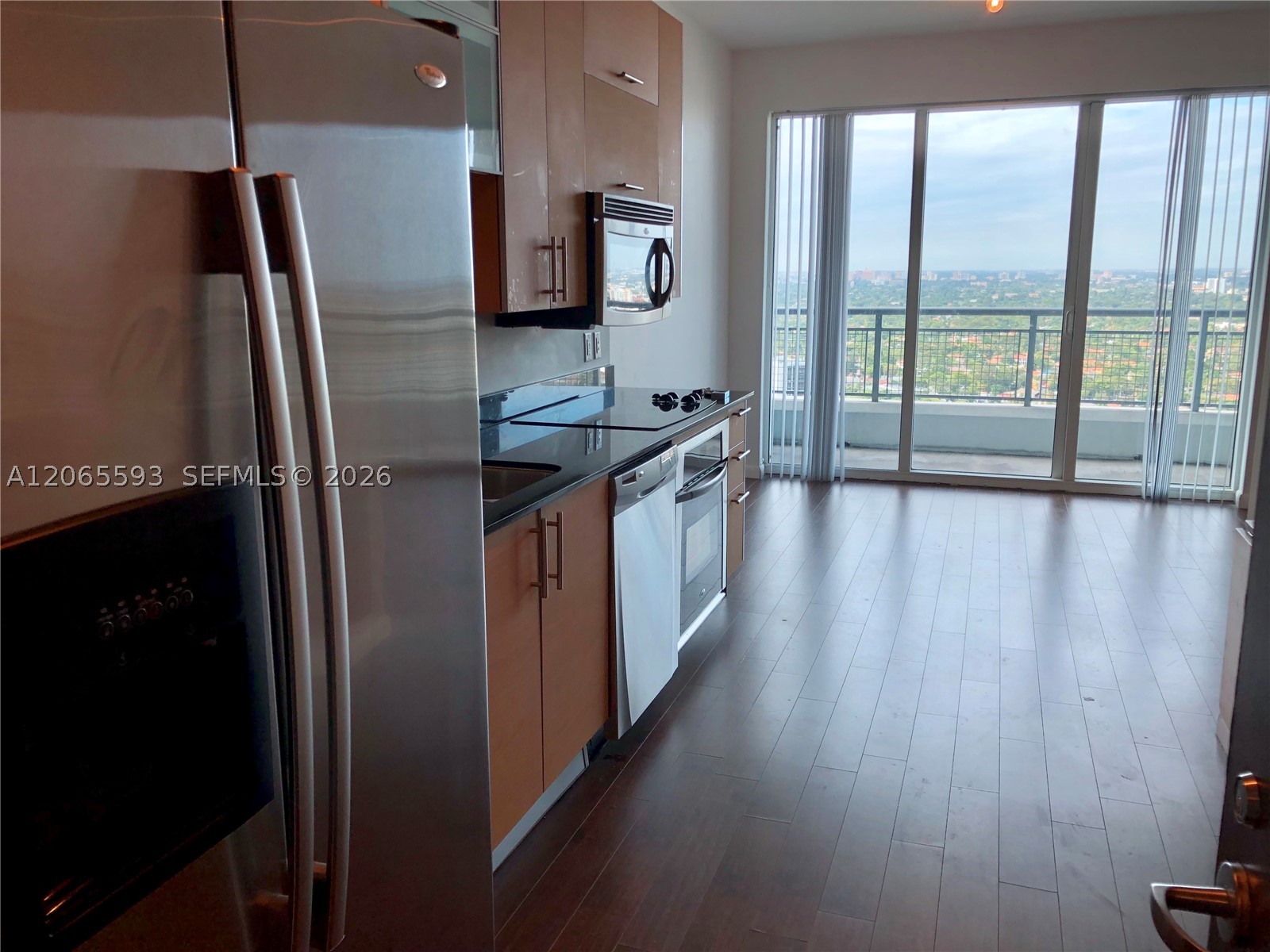 60 SW 13th St #2519, Miami FL 33130