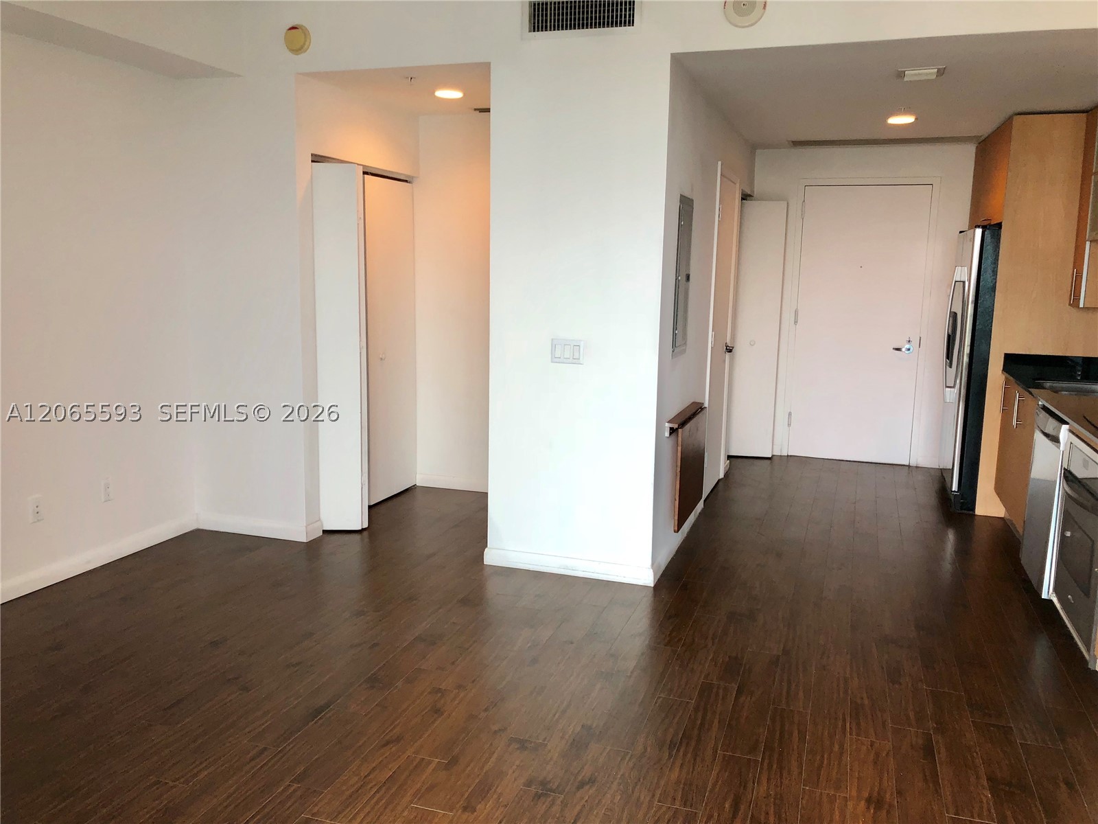60 SW 13th St #2519, Miami FL 33130