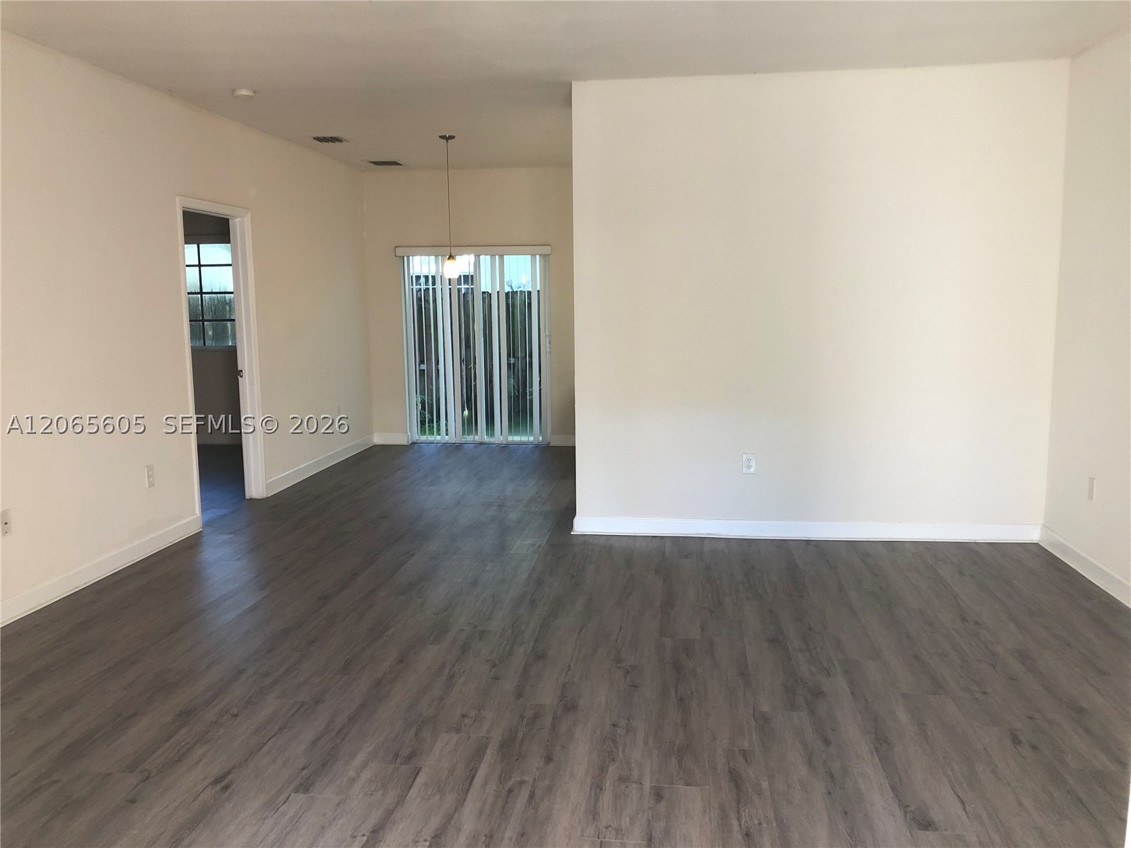 2733 NE 3rd Ct #103, Homestead FL 33033