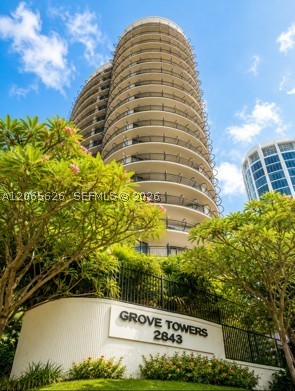 2843 S Bayshore Dr #P4-F, Miami FL 33133