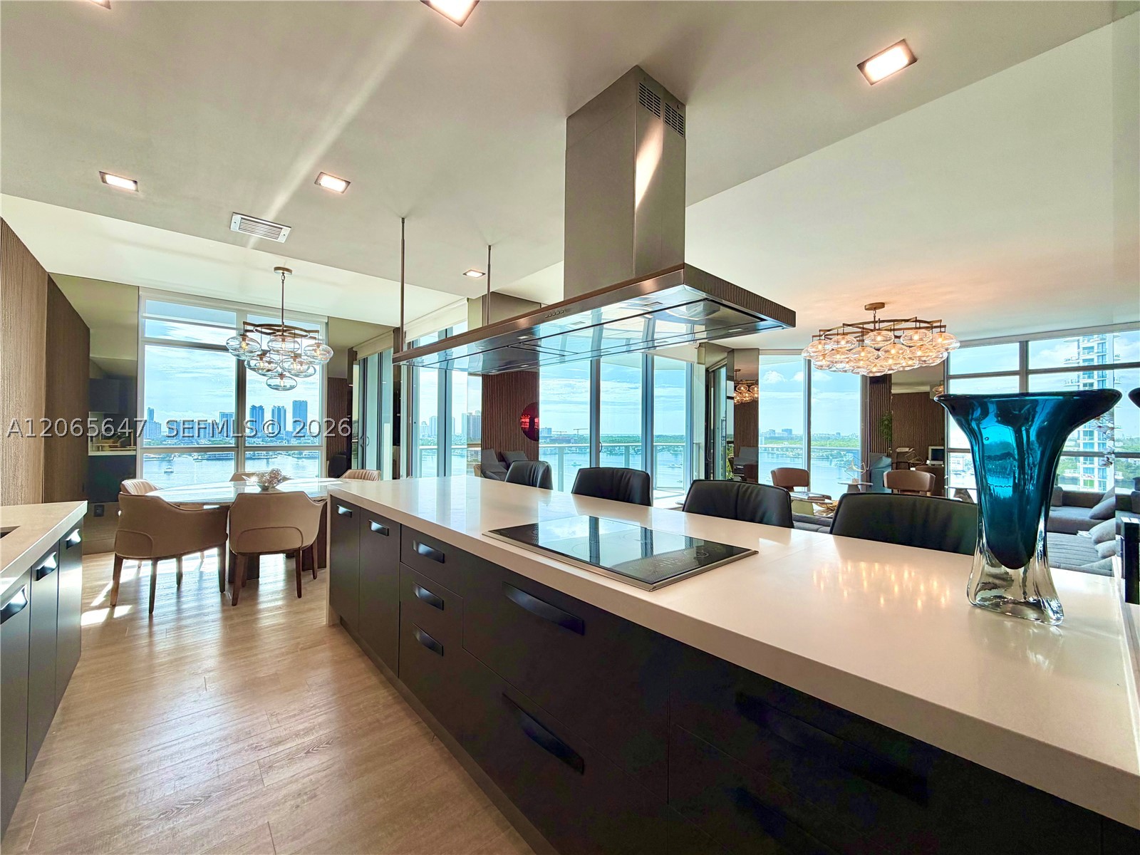 17301 Biscayne Blvd #1409, North Miami Beach FL 33160