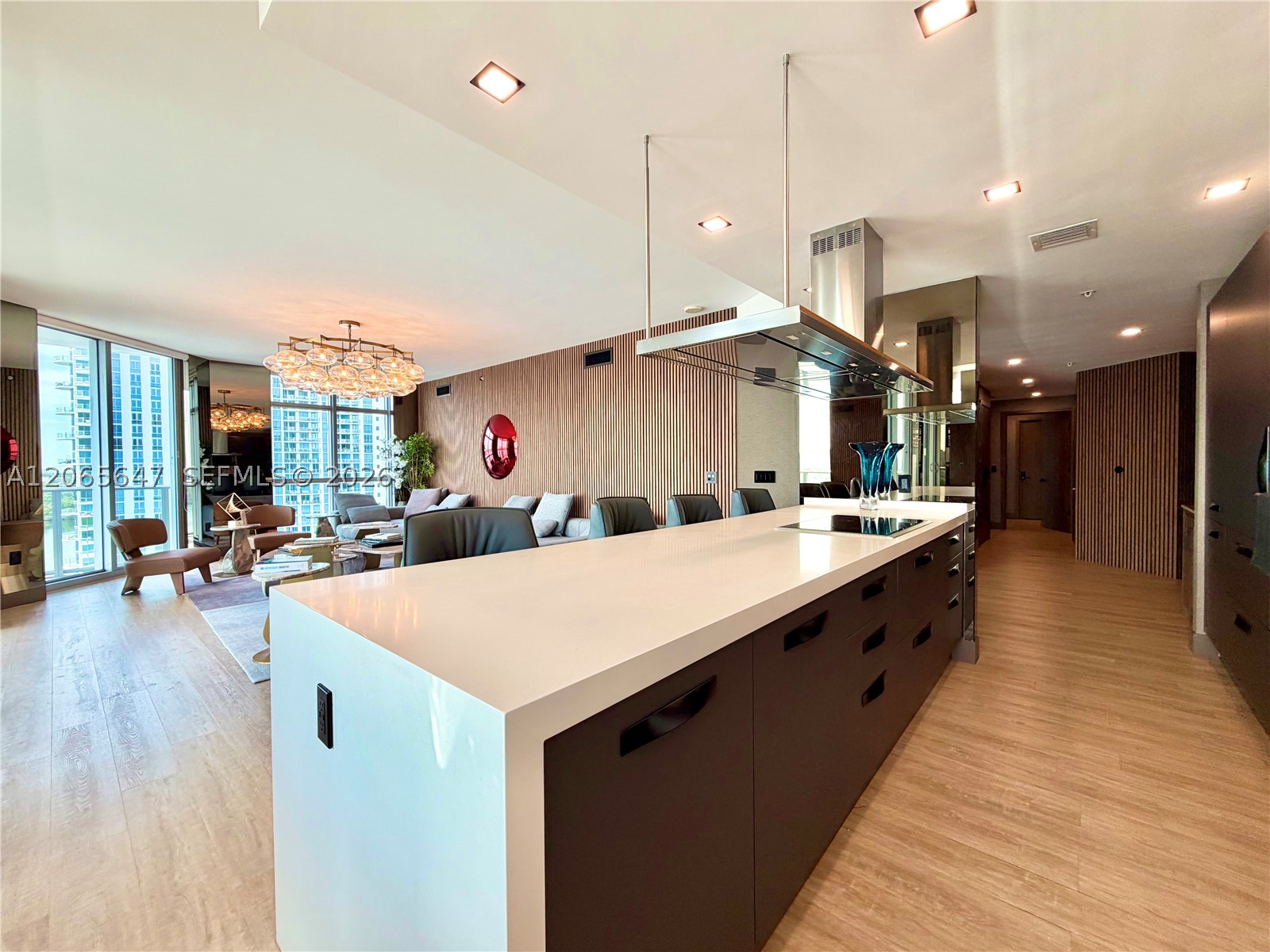 17301 Biscayne Blvd #1409, North Miami Beach FL 33160