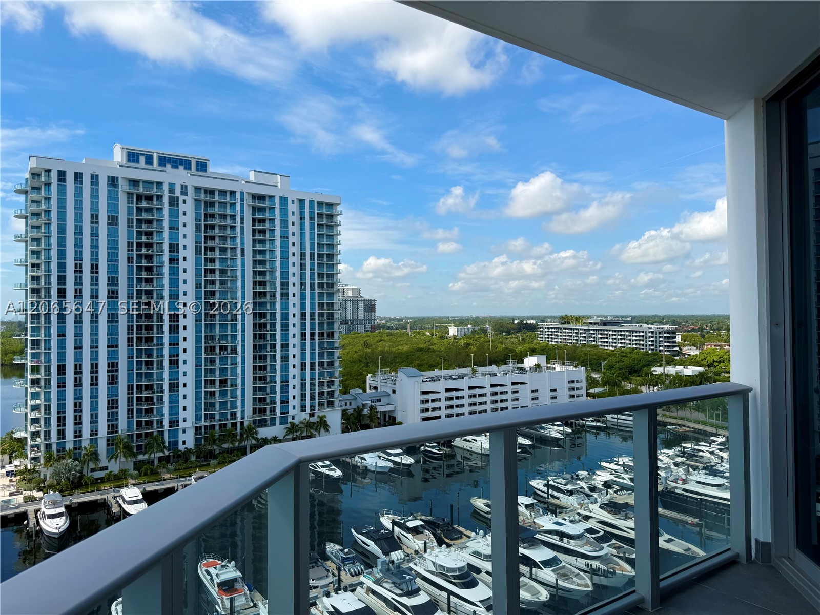17301 Biscayne Blvd #1409, North Miami Beach FL 33160