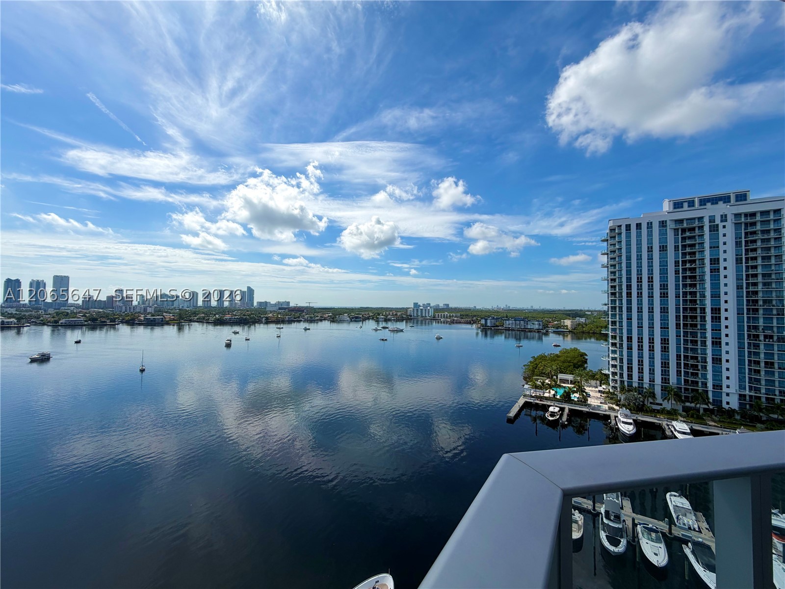 17301 Biscayne Blvd #1409, North Miami Beach FL 33160