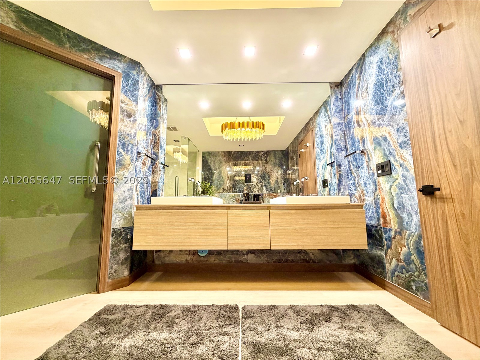 17301 Biscayne Blvd #1409, North Miami Beach FL 33160