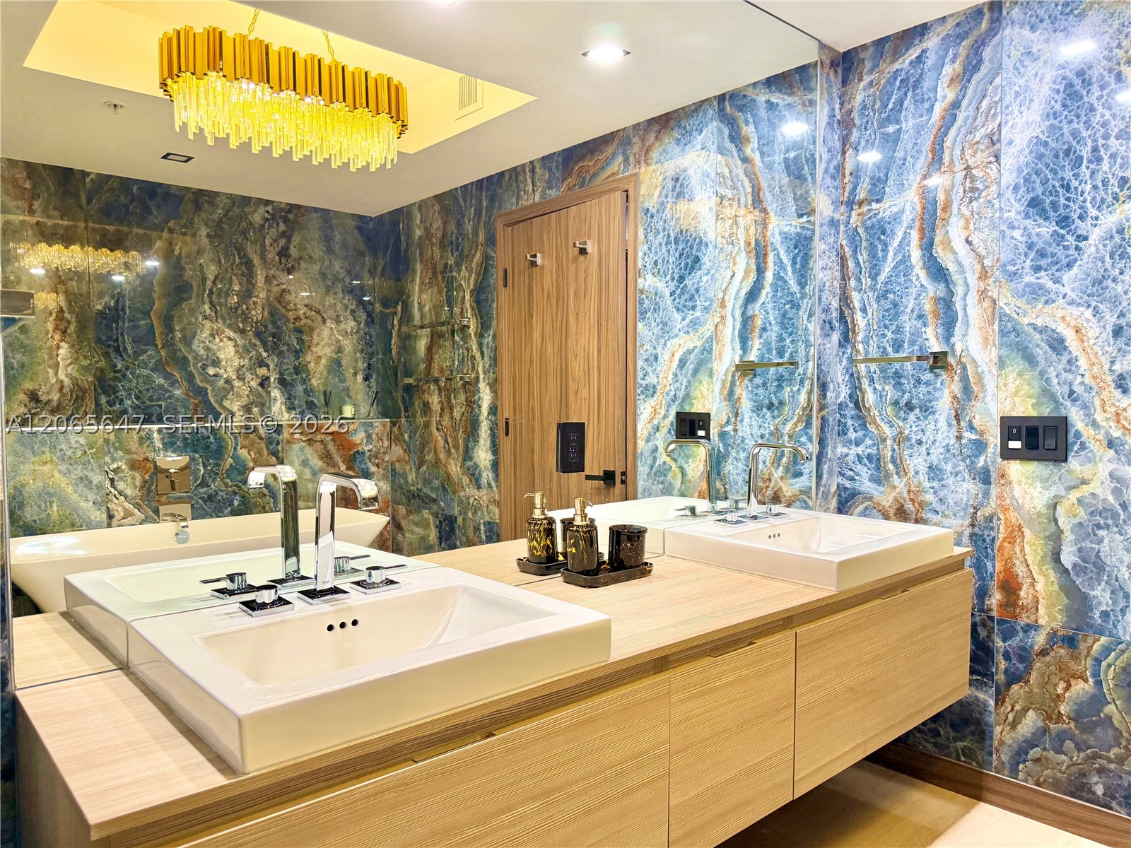17301 Biscayne Blvd #1409, North Miami Beach FL 33160
