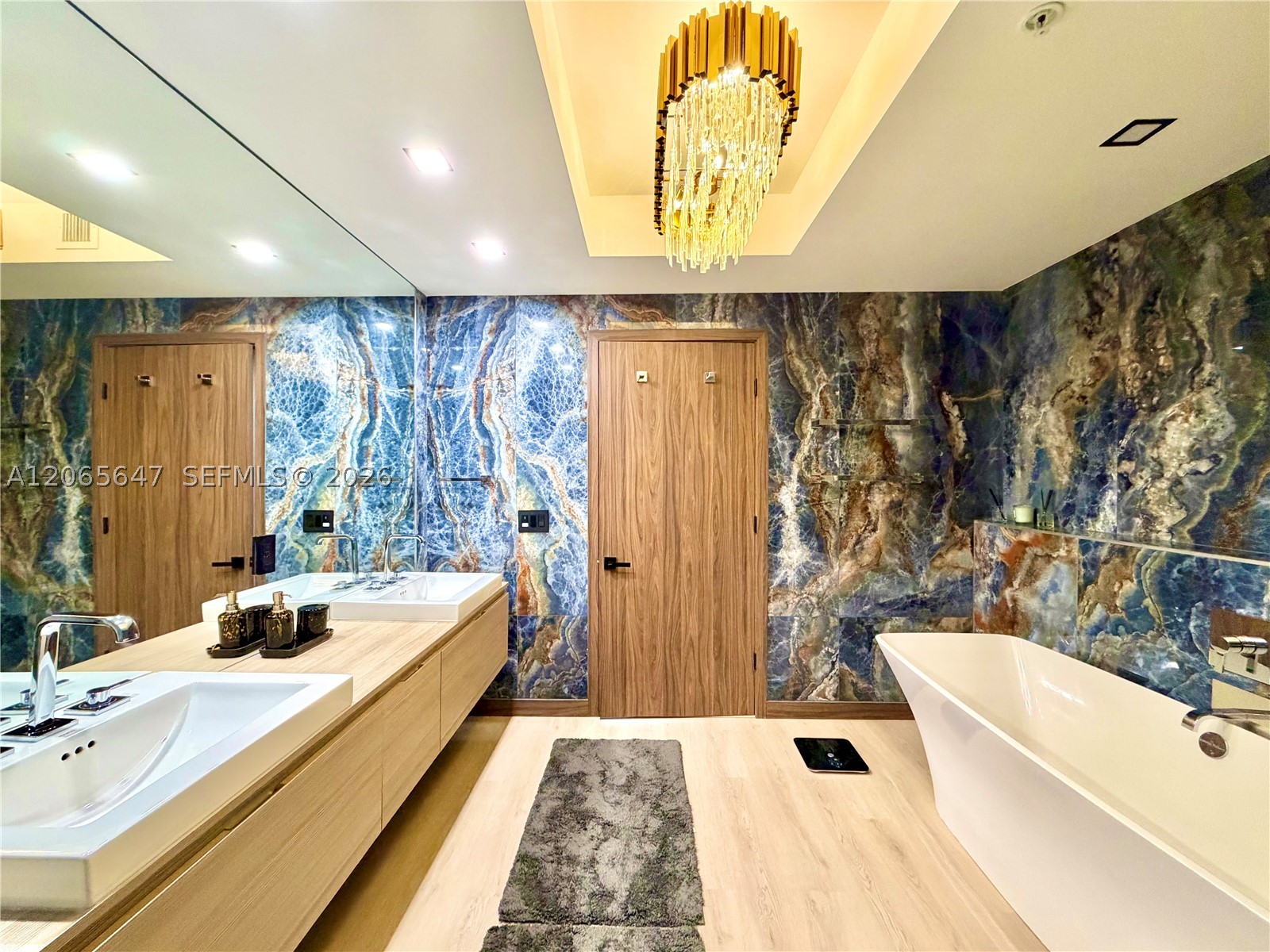 17301 Biscayne Blvd #1409, North Miami Beach FL 33160