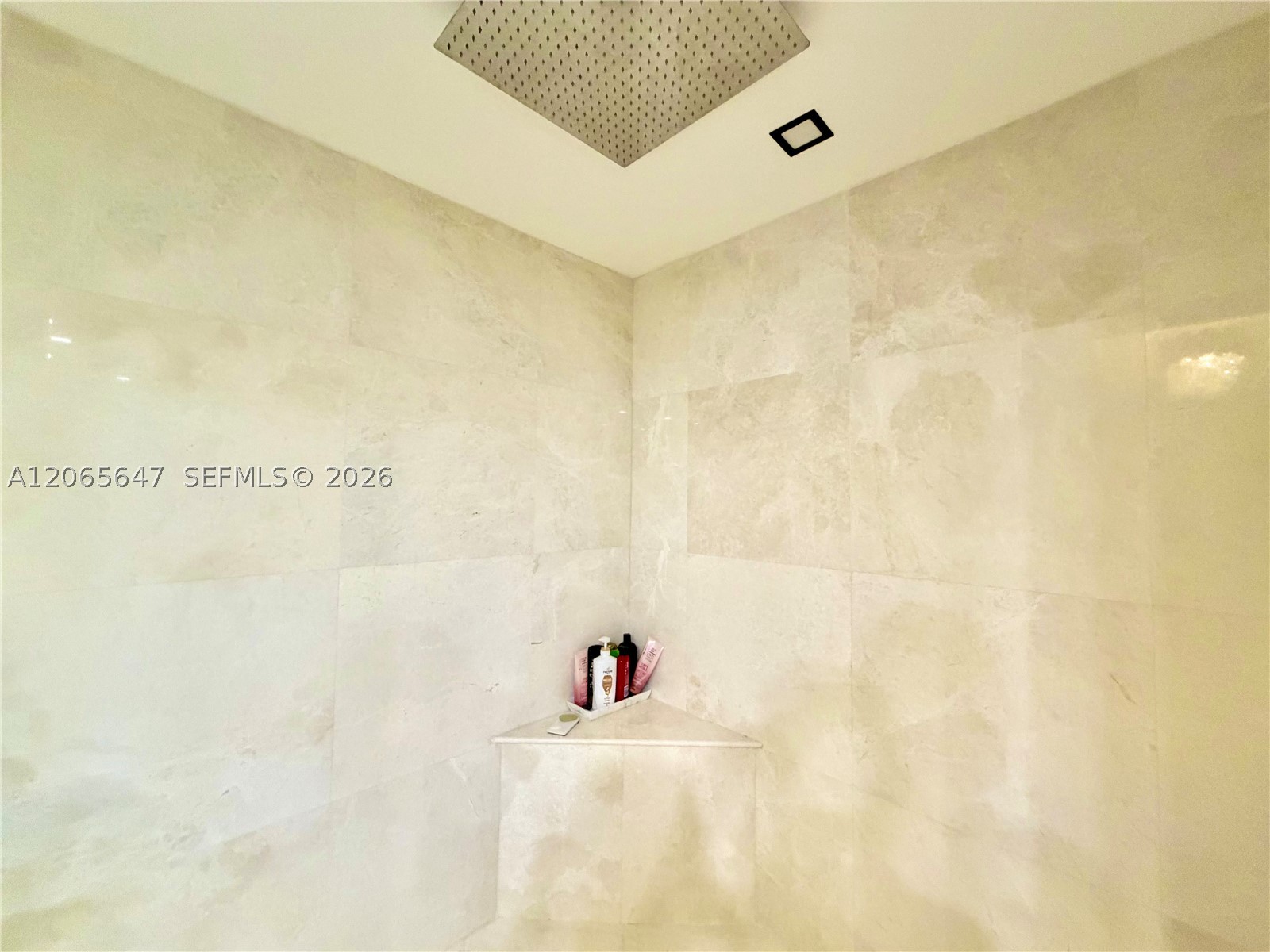 17301 Biscayne Blvd #1409, North Miami Beach FL 33160
