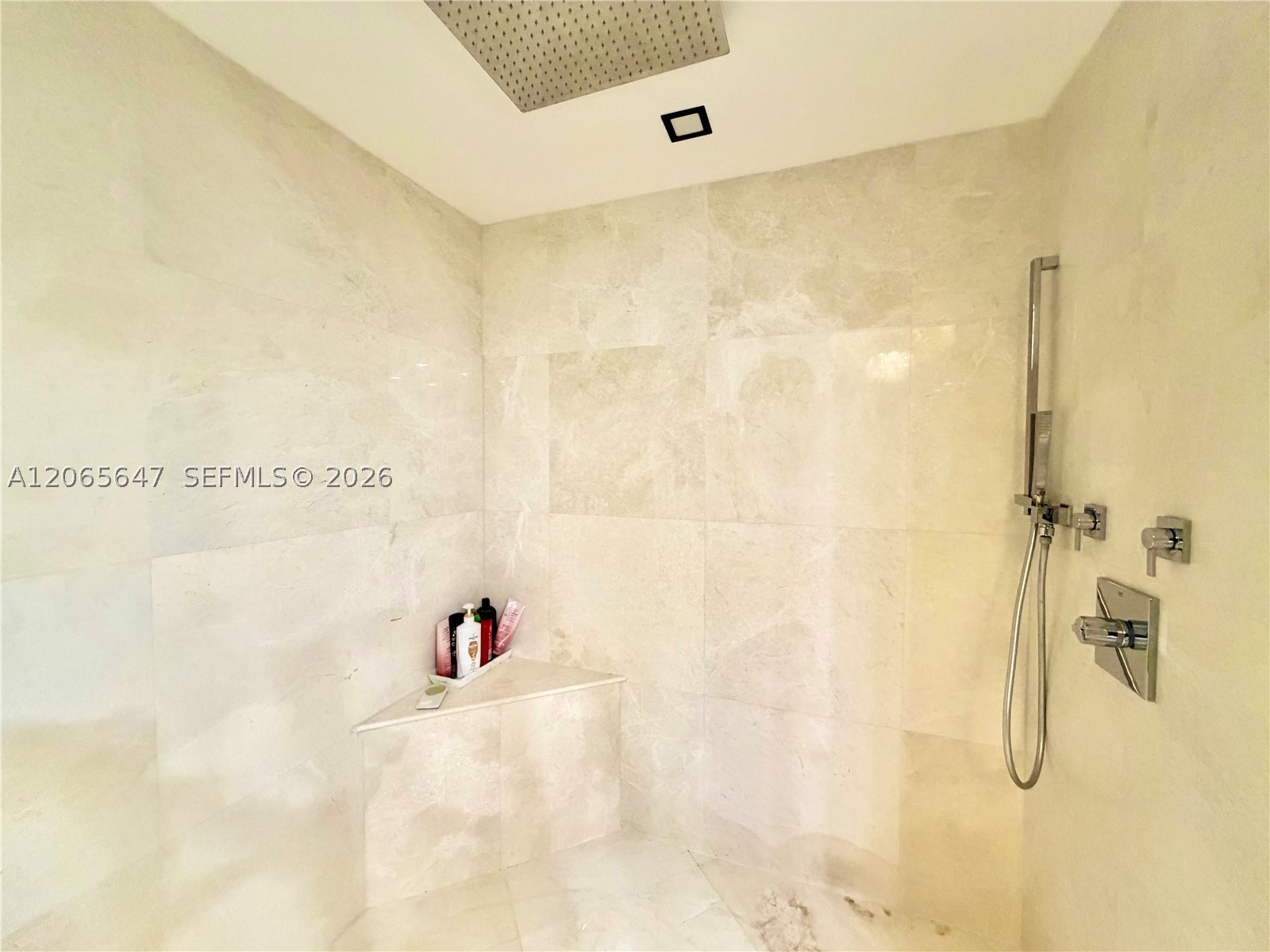 17301 Biscayne Blvd #1409, North Miami Beach FL 33160