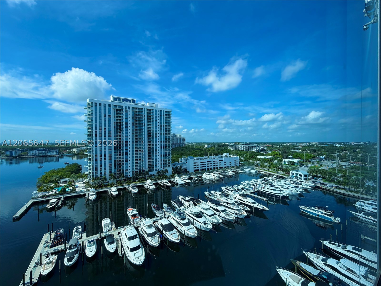 17301 Biscayne Blvd #1409, North Miami Beach FL 33160