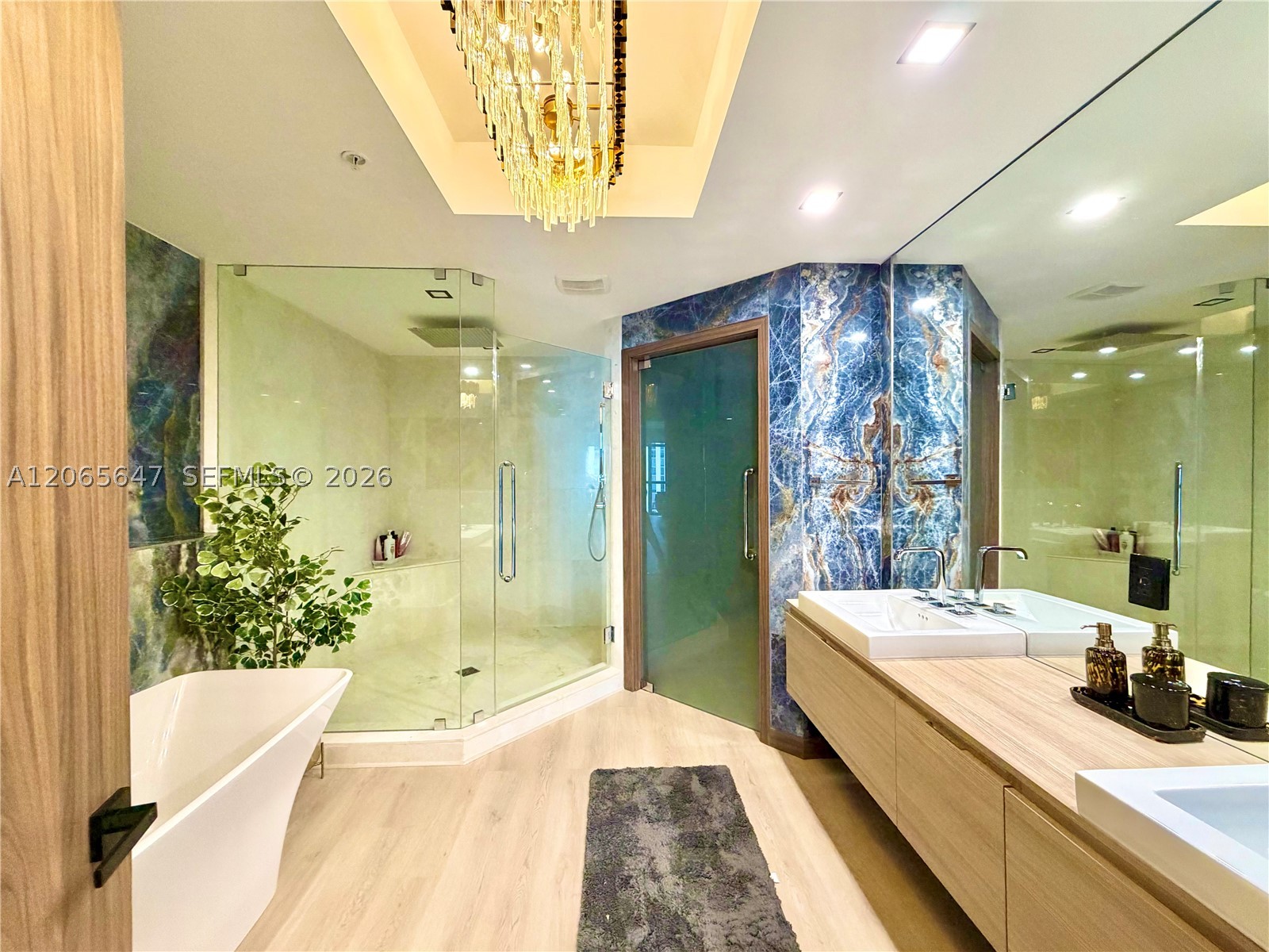 17301 Biscayne Blvd #1409, North Miami Beach FL 33160