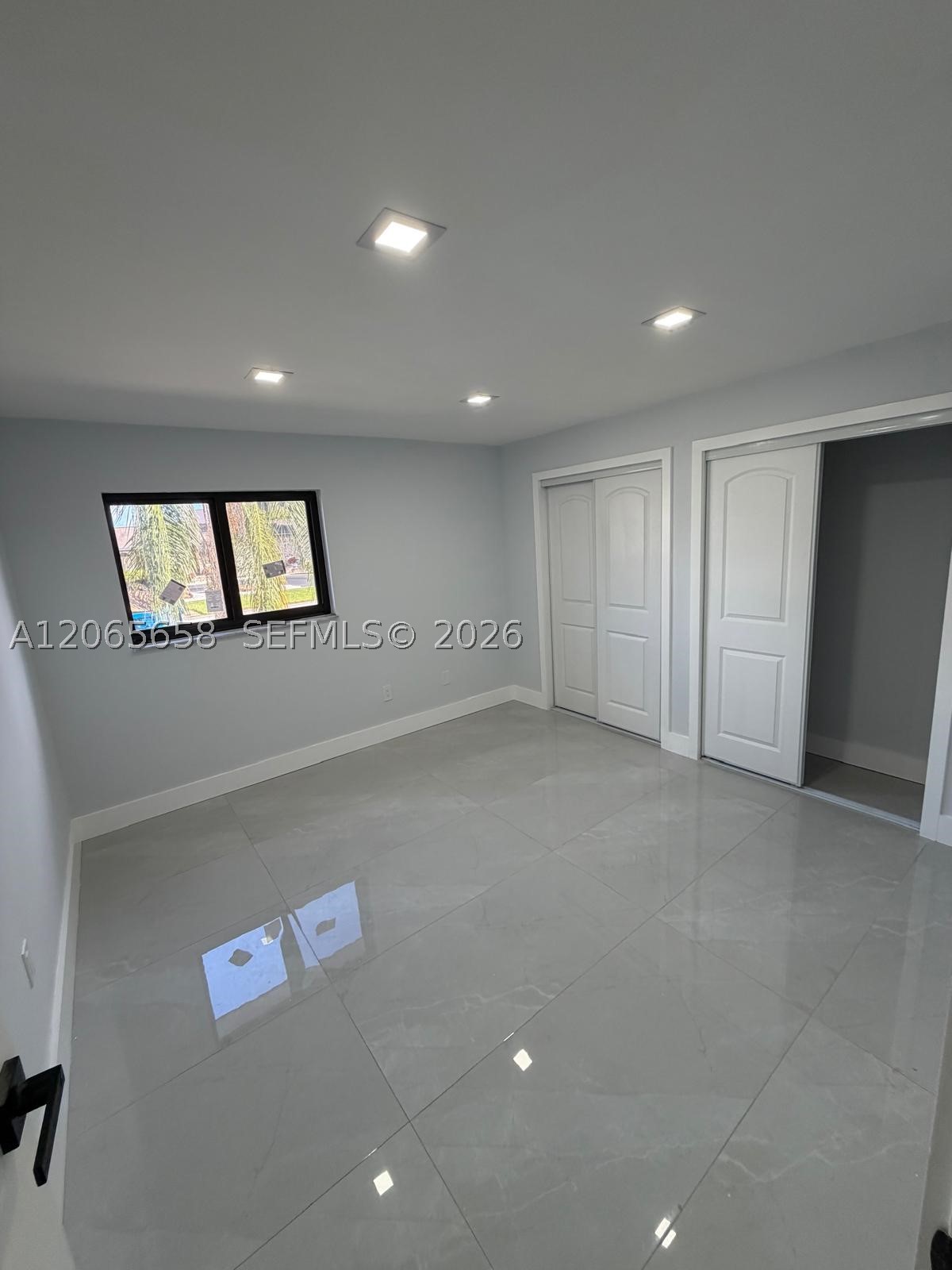 10581 NW 28th Mnr, Sunrise FL 33322