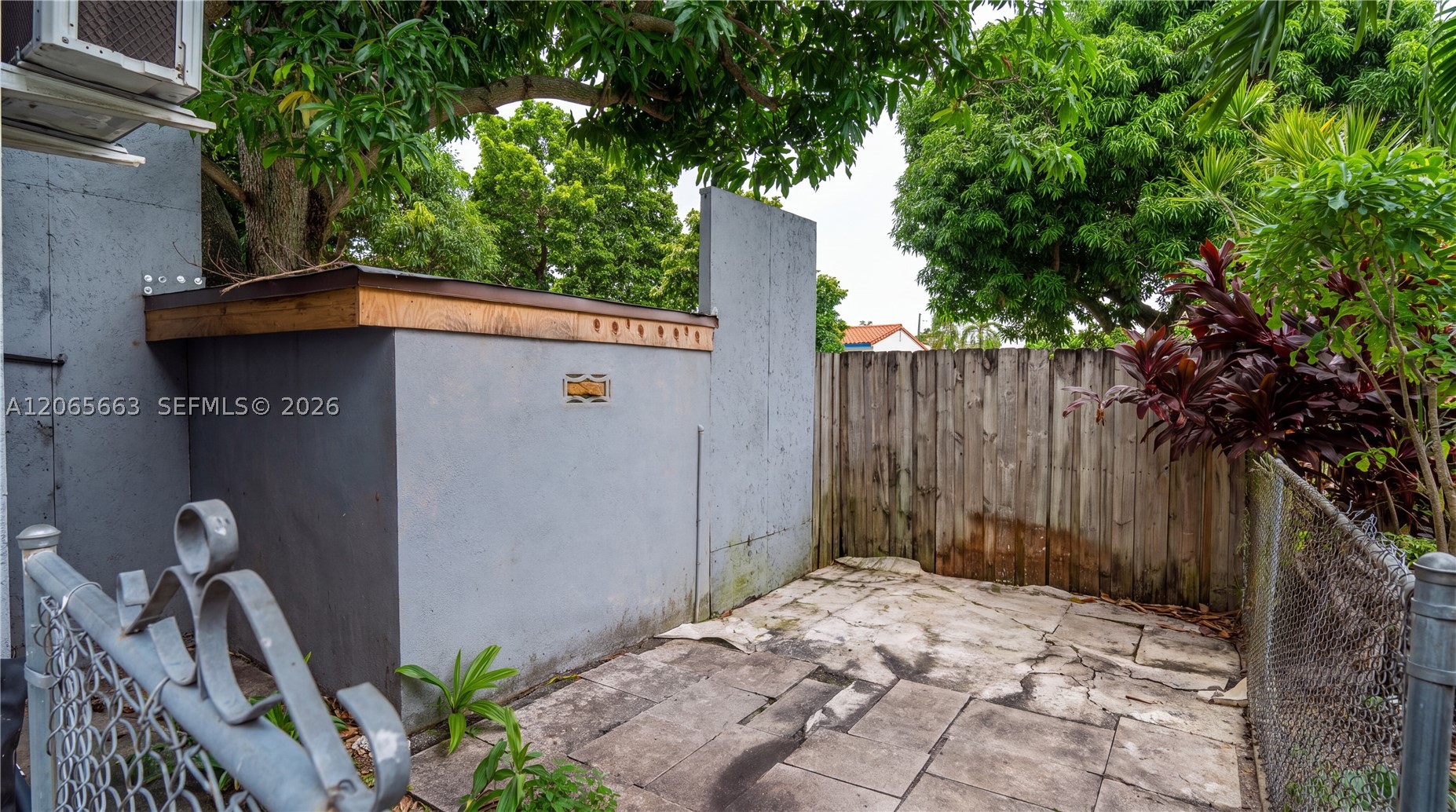 350 NW 58th Ave, Miami FL 33126