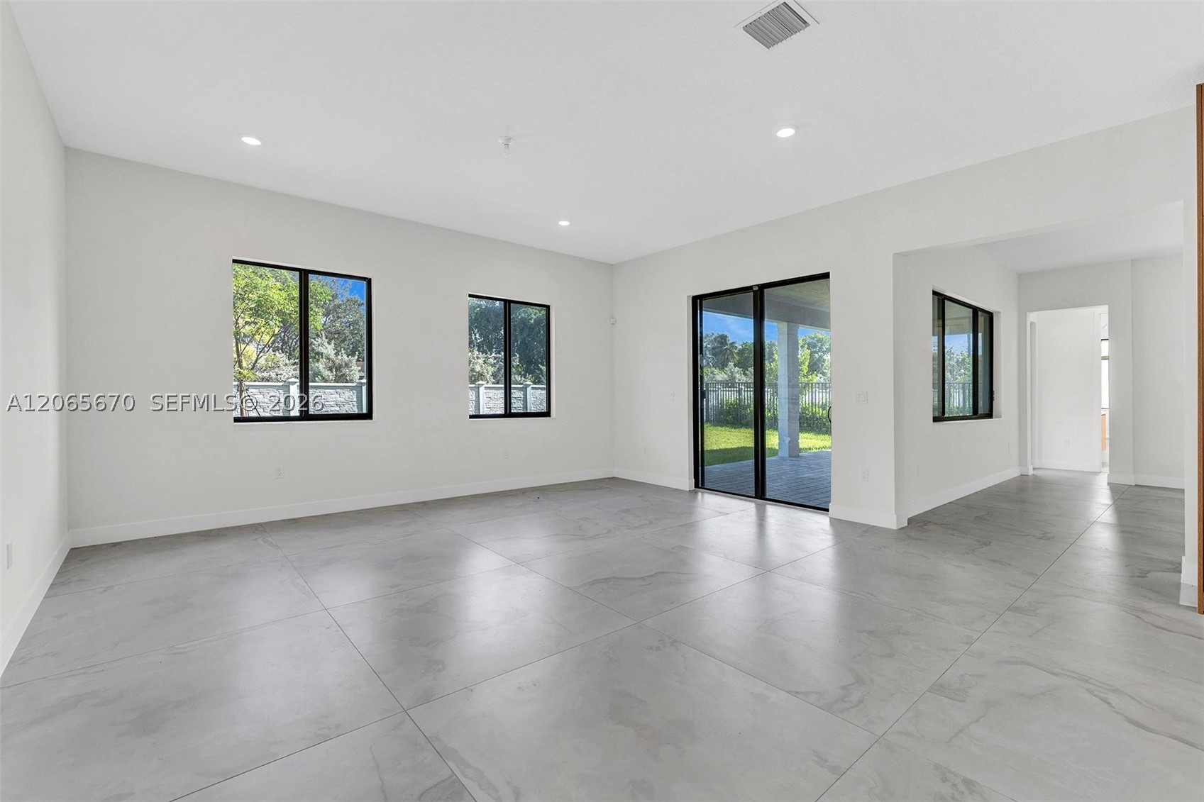 8283 SW 120th Ter, Miami FL 33156