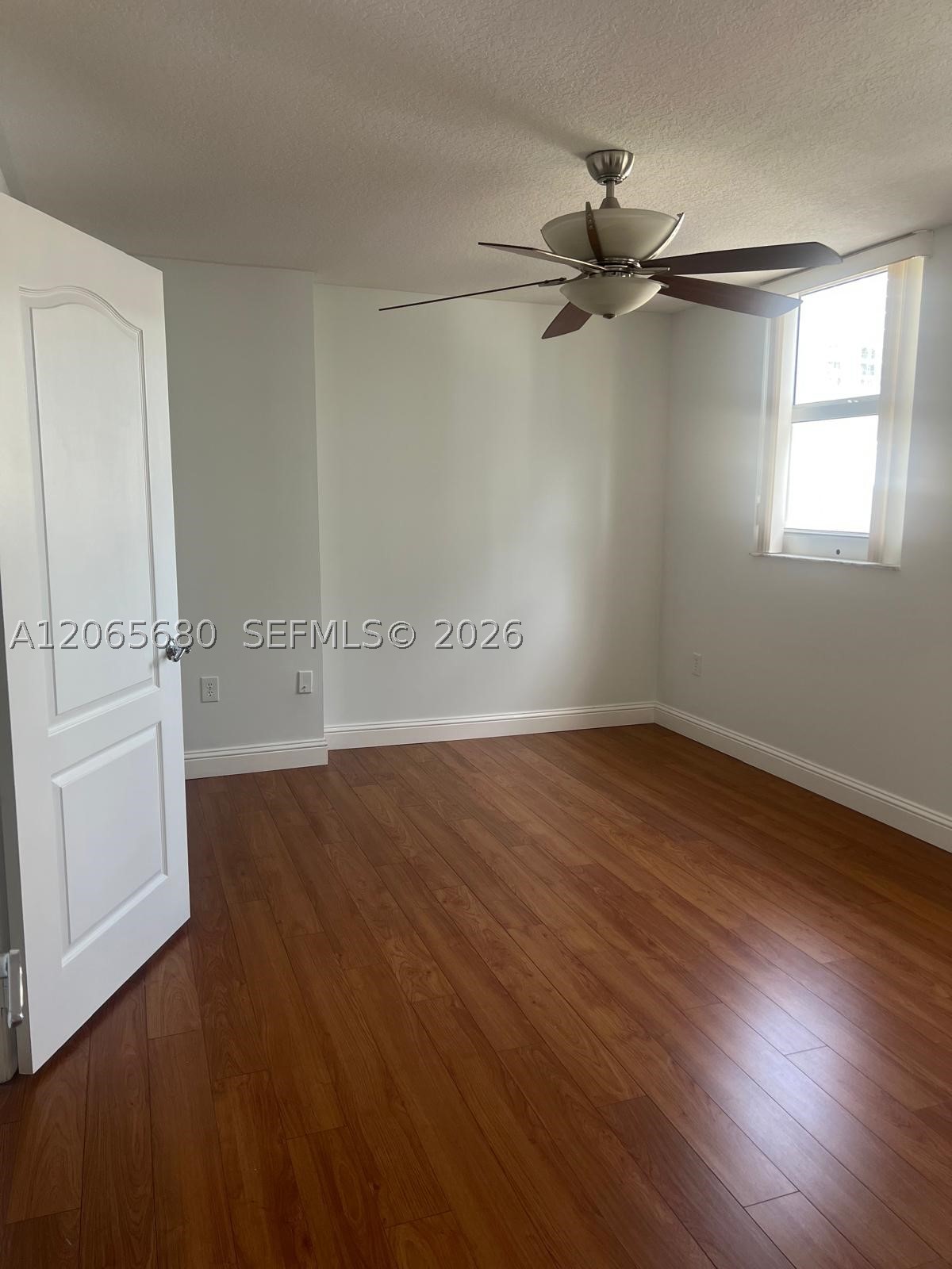 1200 Brickell Bay Dr #2723, Miami FL 33131