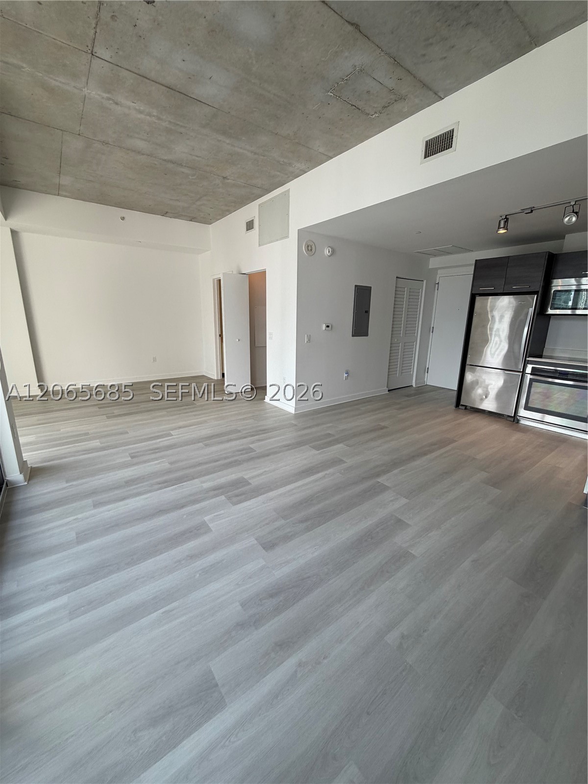 151 SE 1 Street #2207, Miami FL 33131